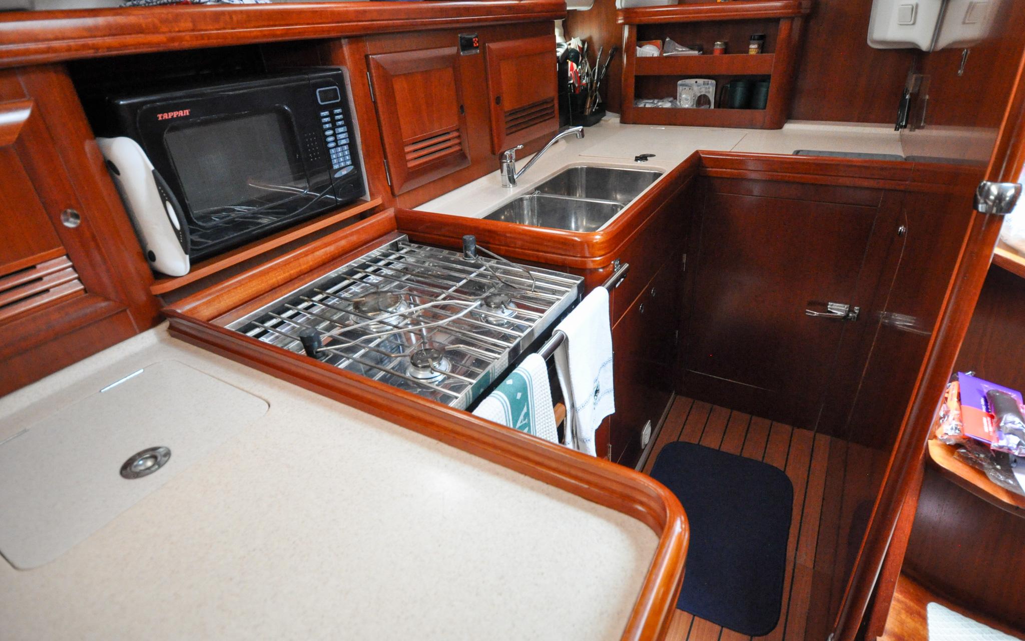Yacht Photos Pics