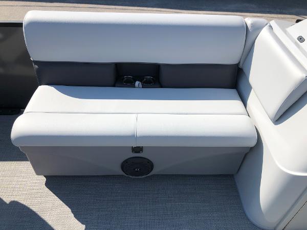 2021 Bentley boat for sale, model of the boat is 243 Fish & Image # 17 of 28