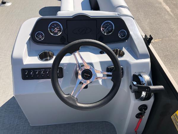 2021 Bentley boat for sale, model of the boat is 243 Fish & Image # 21 of 28