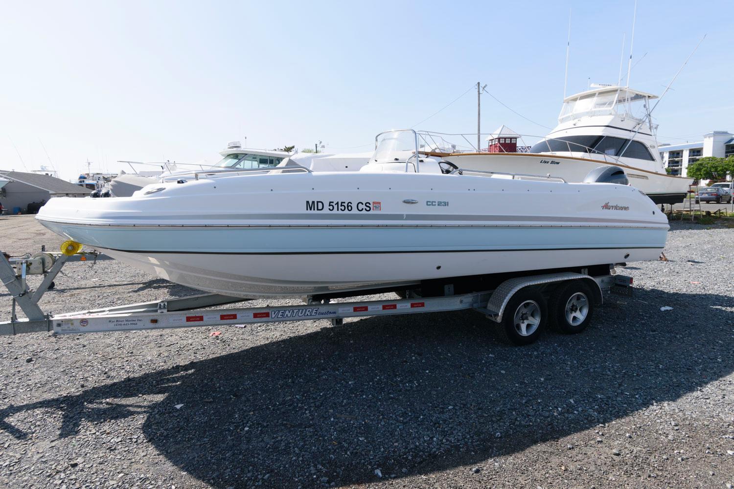 M 6889 MD Knot 10 Yacht Sales