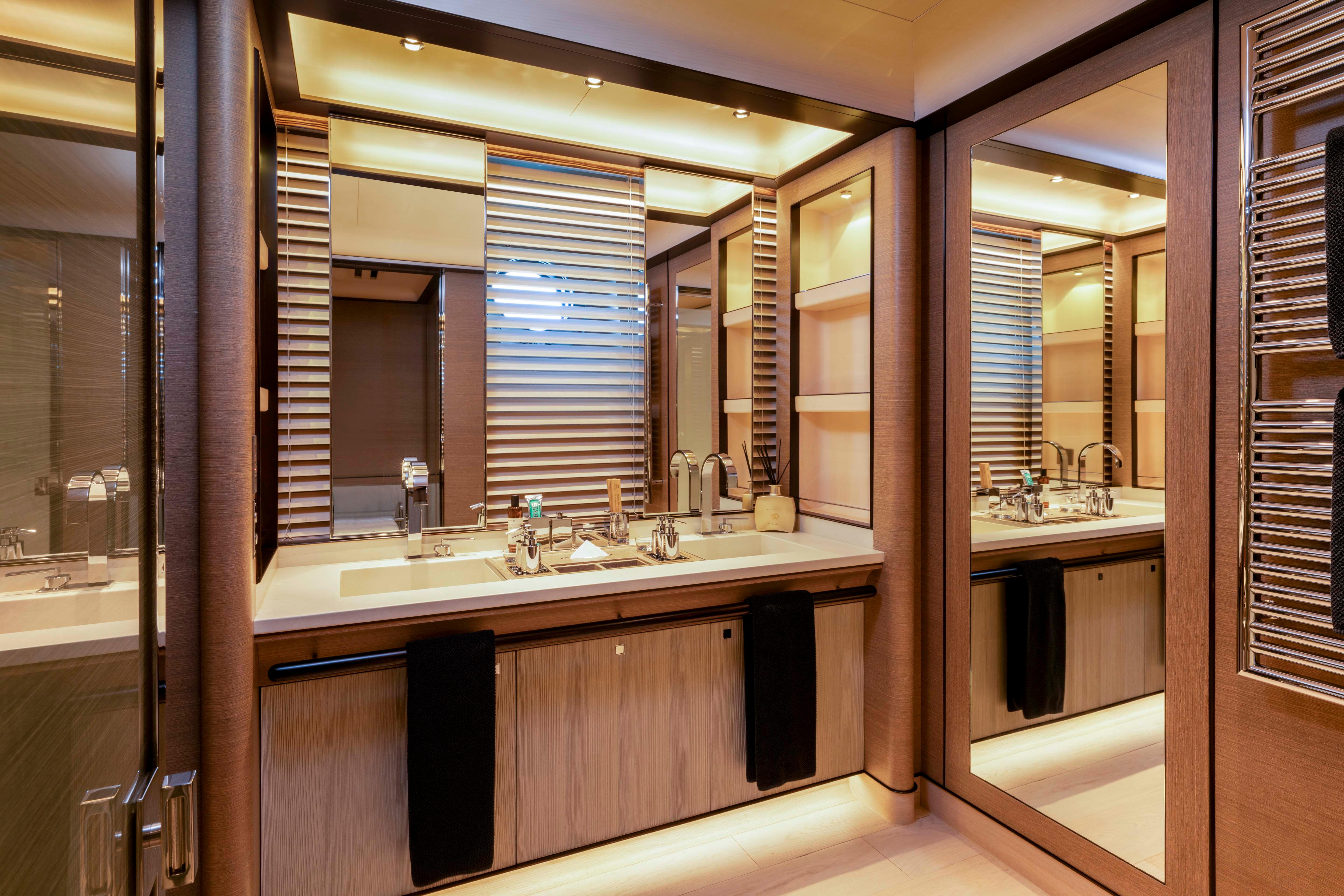 Perini Navi-56 2009-ASAHI MC-9543683 | Thumbnail