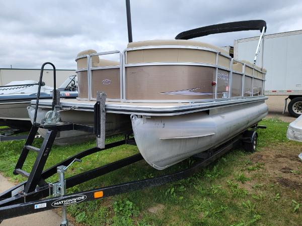 2012 Harris boat for sale, model of the boat is Cruiser CX 200 & Image # 5 of 16