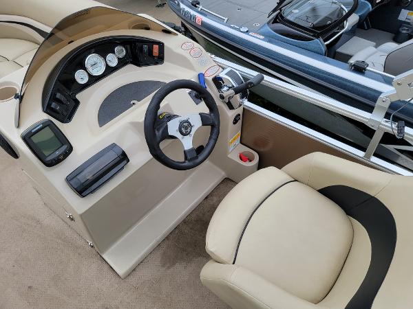 2012 Harris boat for sale, model of the boat is Cruiser CX 200 & Image # 13 of 16