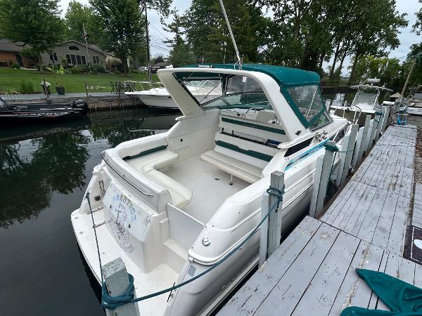 32' Wellcraft, Listing Number 100916692, - Photo No. 3