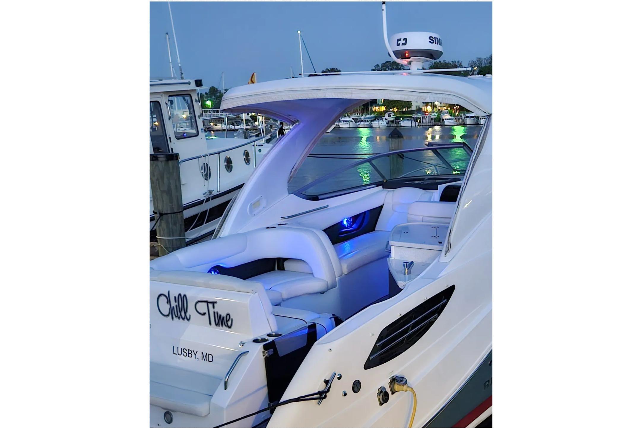 M 10557 WH Knot 10 Yacht Sales M 10557 WH Knot 10 Yacht Sales