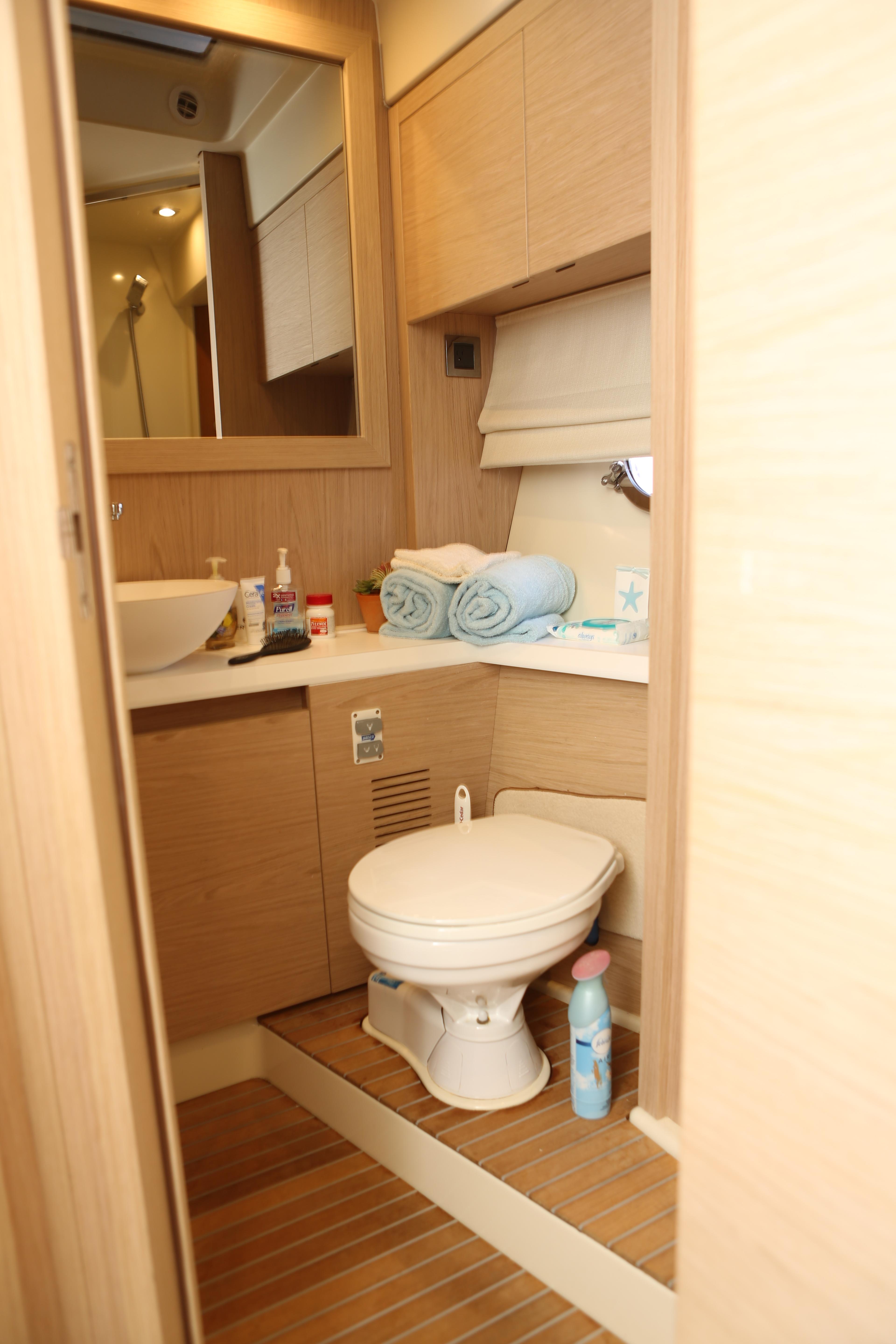 Yacht Photos Pics
