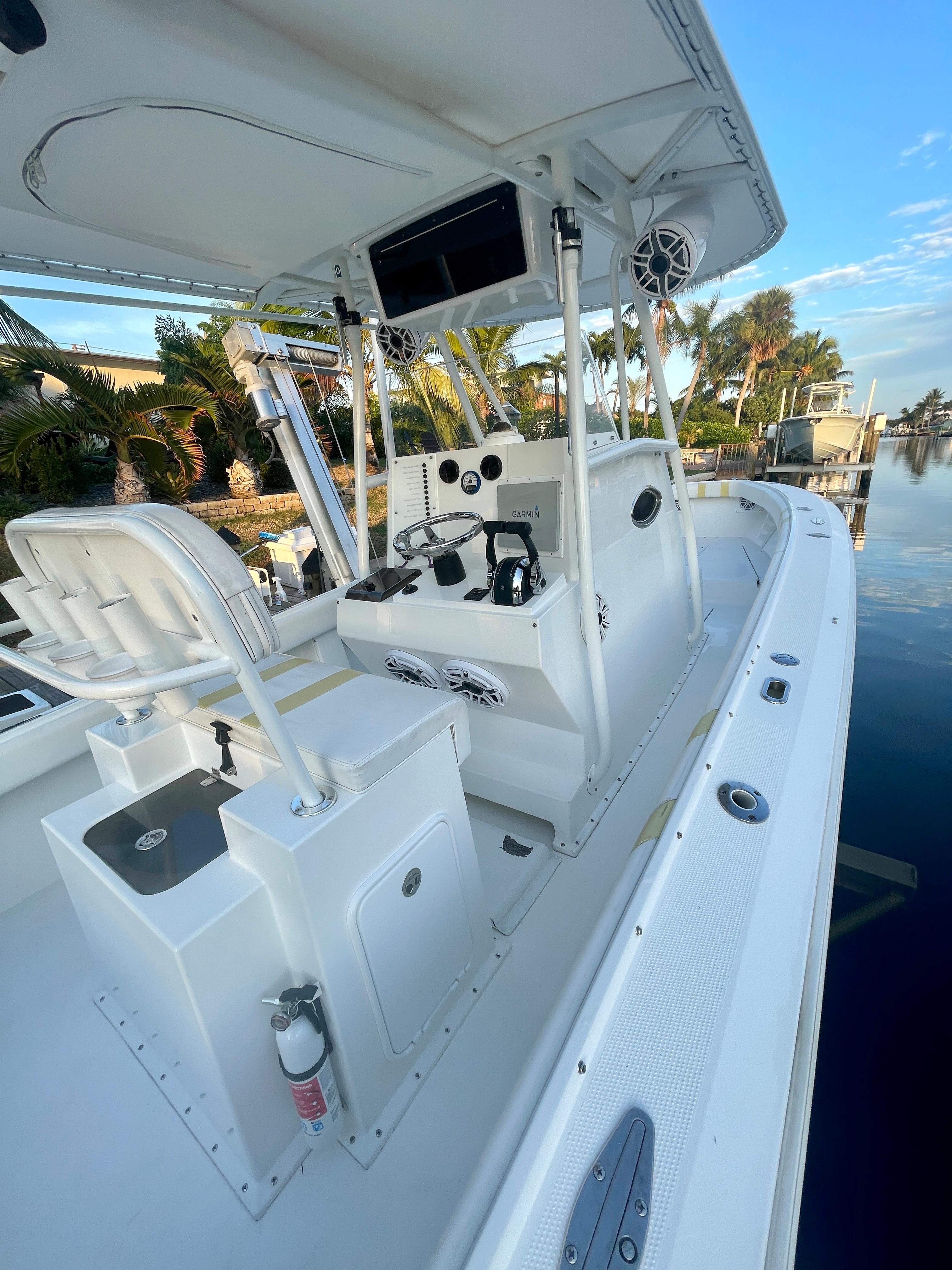 Island Runner 31 - Tide Up- Starboard