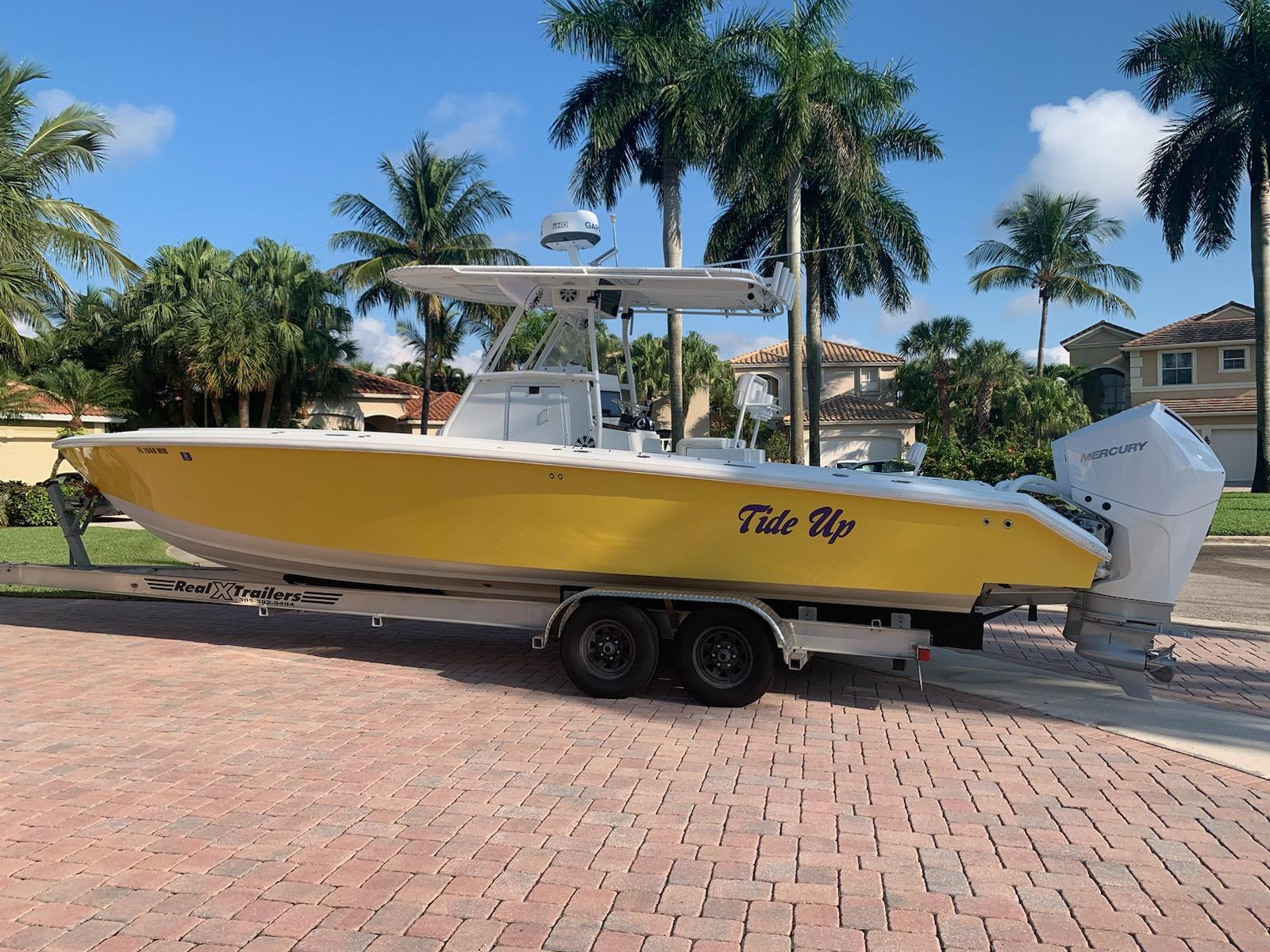 Island Runner 31 - Tide Up- Exterior on trailer