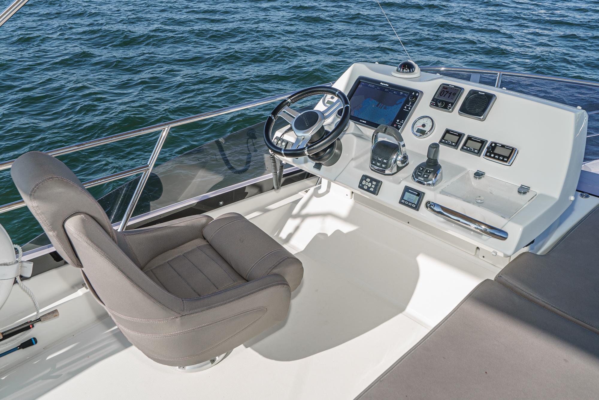2015 Prestige 420 #TBMC17C5 LLC inventory image at Sun Country Marine Group, San Diego Marriott Marquis 2015 Prestige 420 #TBMC17C5 LLC inventory image at Sun Country Marine Group, San Diego Marriott Marquis