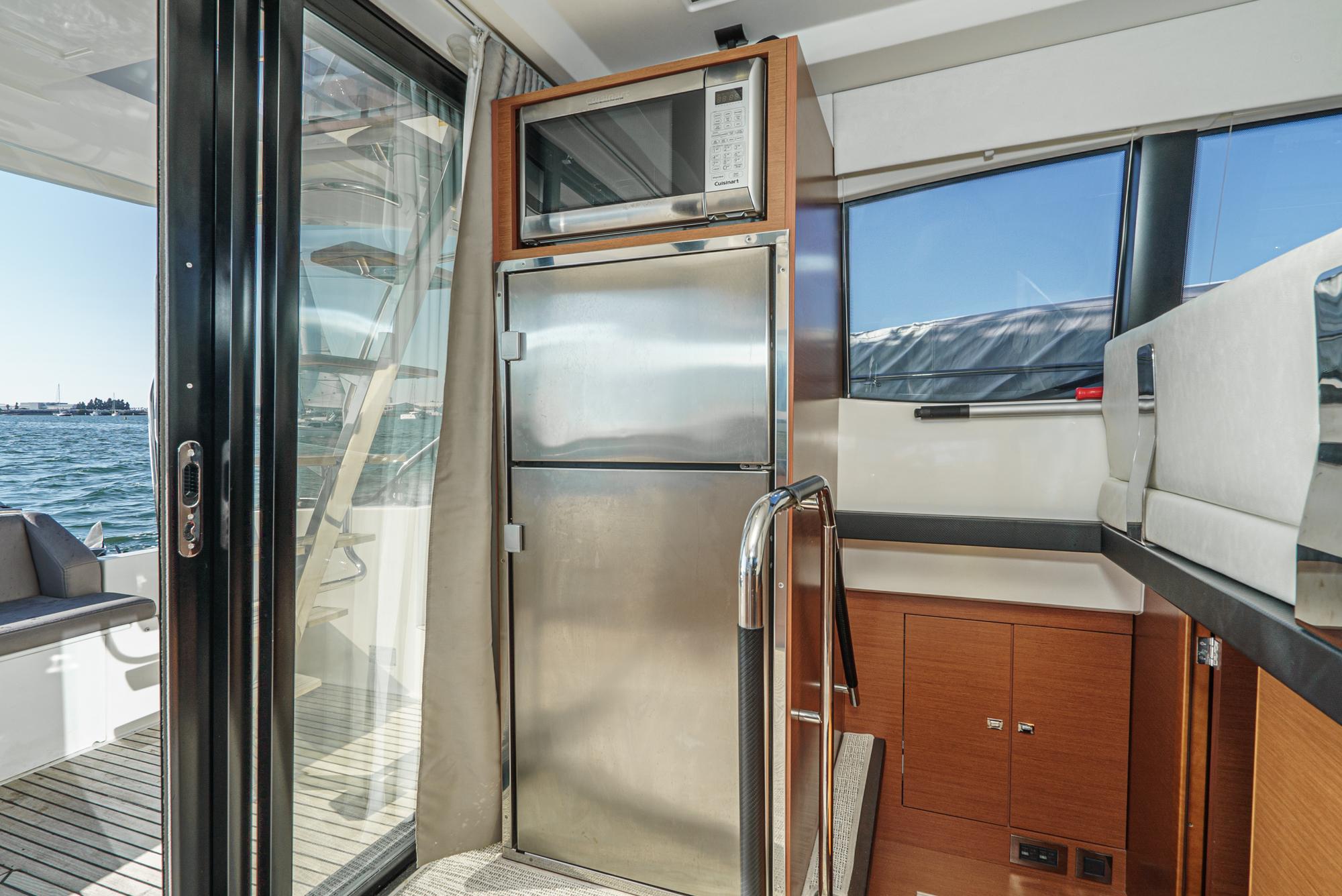 2015 Prestige 420 #TBMC17C5 LLC inventory image at Sun Country Marine Group, San Diego Marriott Marquis 2015 Prestige 420 #TBMC17C5 LLC inventory image at Sun Country Marine Group, San Diego Marriott Marquis