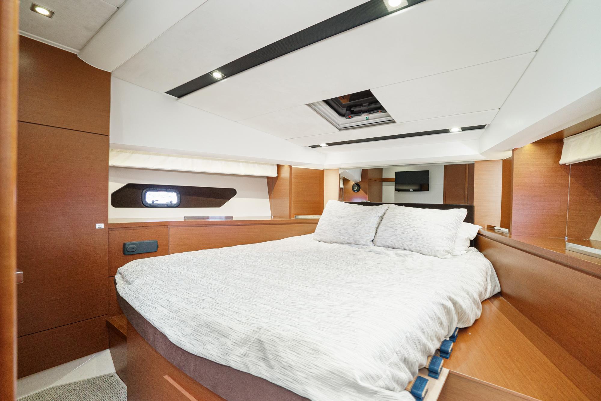 2015 Prestige 420 #TBMC17C5 LLC inventory image at Sun Country Marine Group, San Diego Marriott Marquis 2015 Prestige 420 #TBMC17C5 LLC inventory image at Sun Country Marine Group, San Diego Marriott Marquis