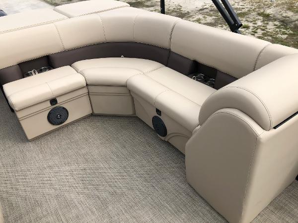2021 Bentley boat for sale, model of the boat is 243 Fish & Image # 22 of 29