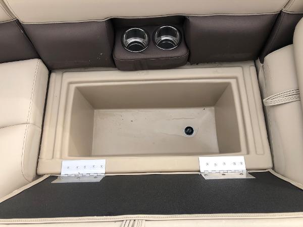 2021 Bentley boat for sale, model of the boat is 243 Fish & Image # 24 of 29