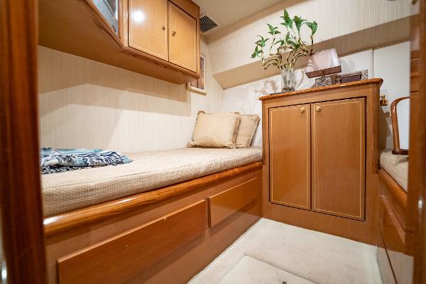 57' Ocean Yachts, Listing Number 100914214, - Photo No. 37