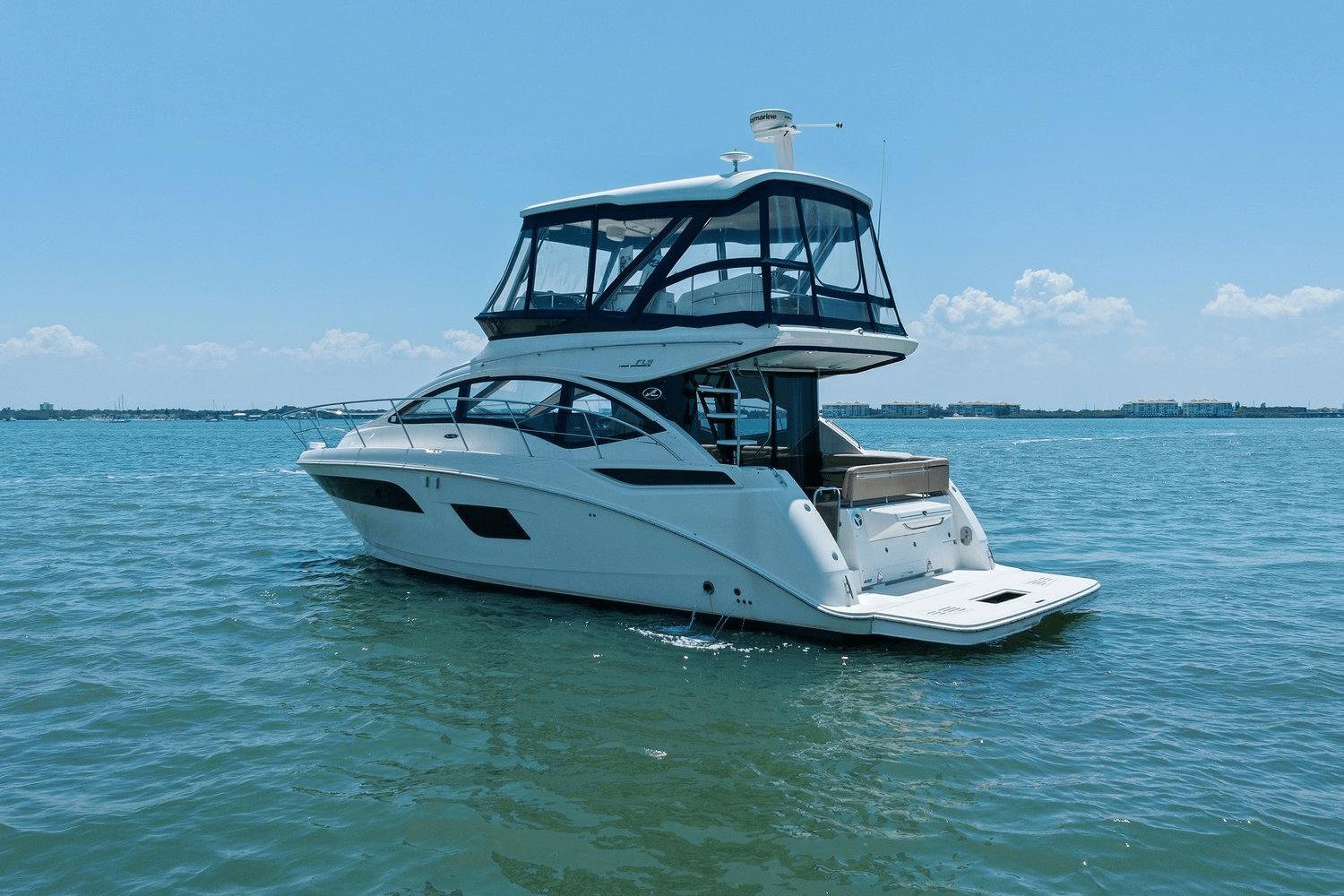 2016 Sea Ray 400 fly