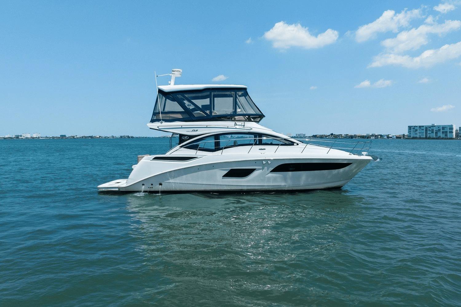 2016 Sea Ray 400 fly