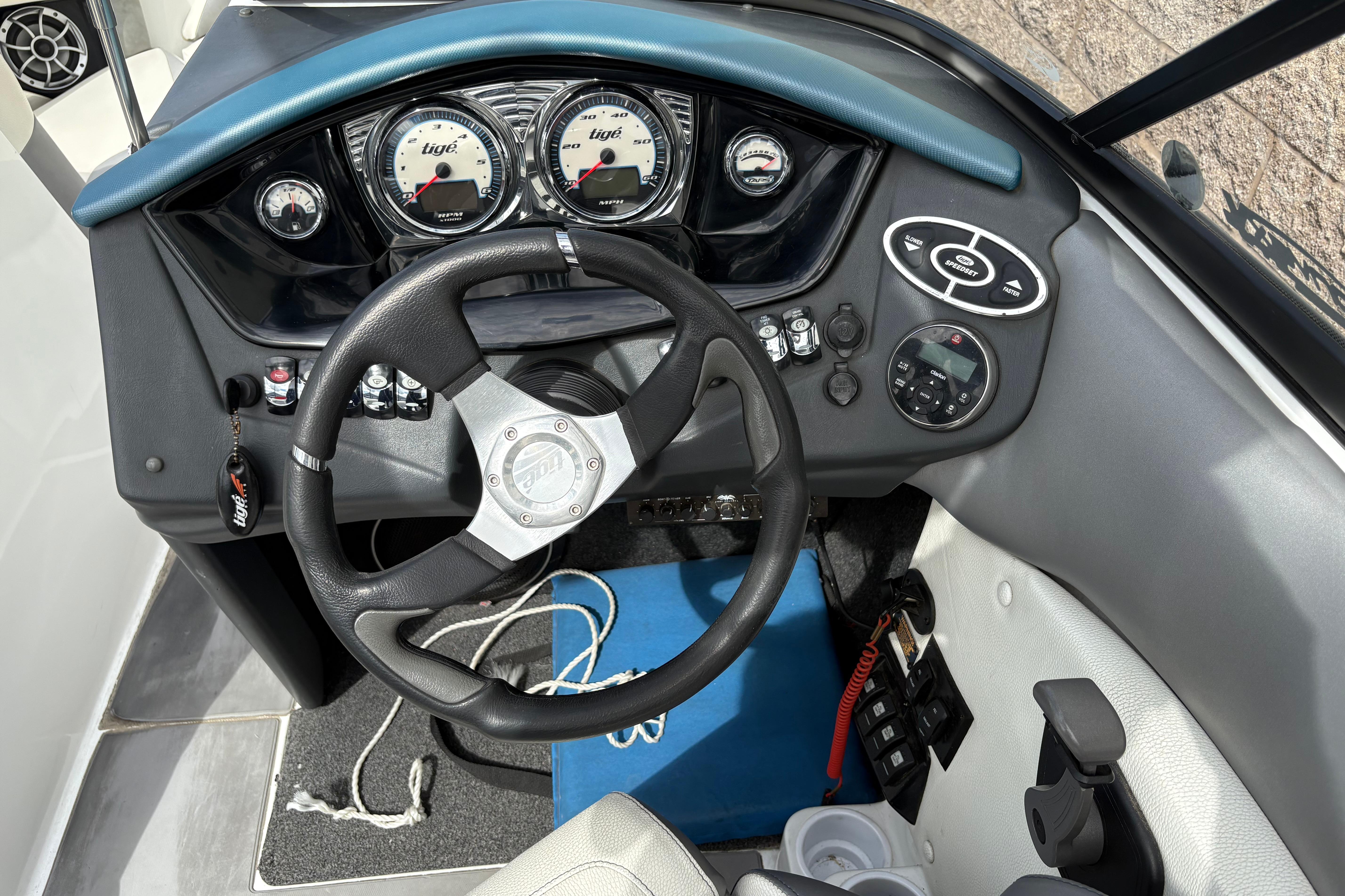 2014 Tigé R20 #TBJG0403 inventory image at Sun Country Marine Group, San Jose-Campbell