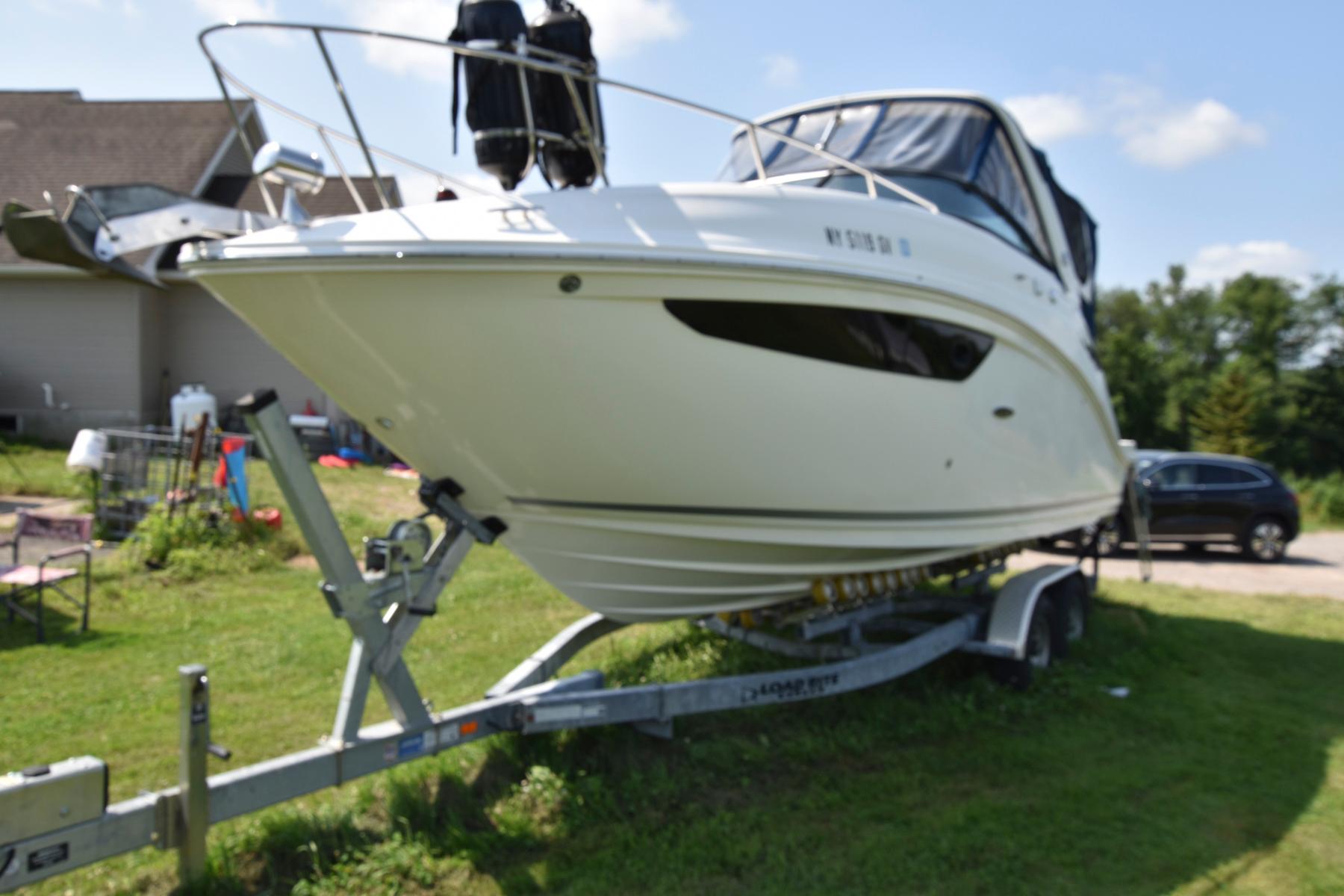 NY 8972 BP Knot 10 Yacht Sales
