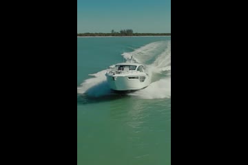 Cruisers Yachts 42 Cantius video