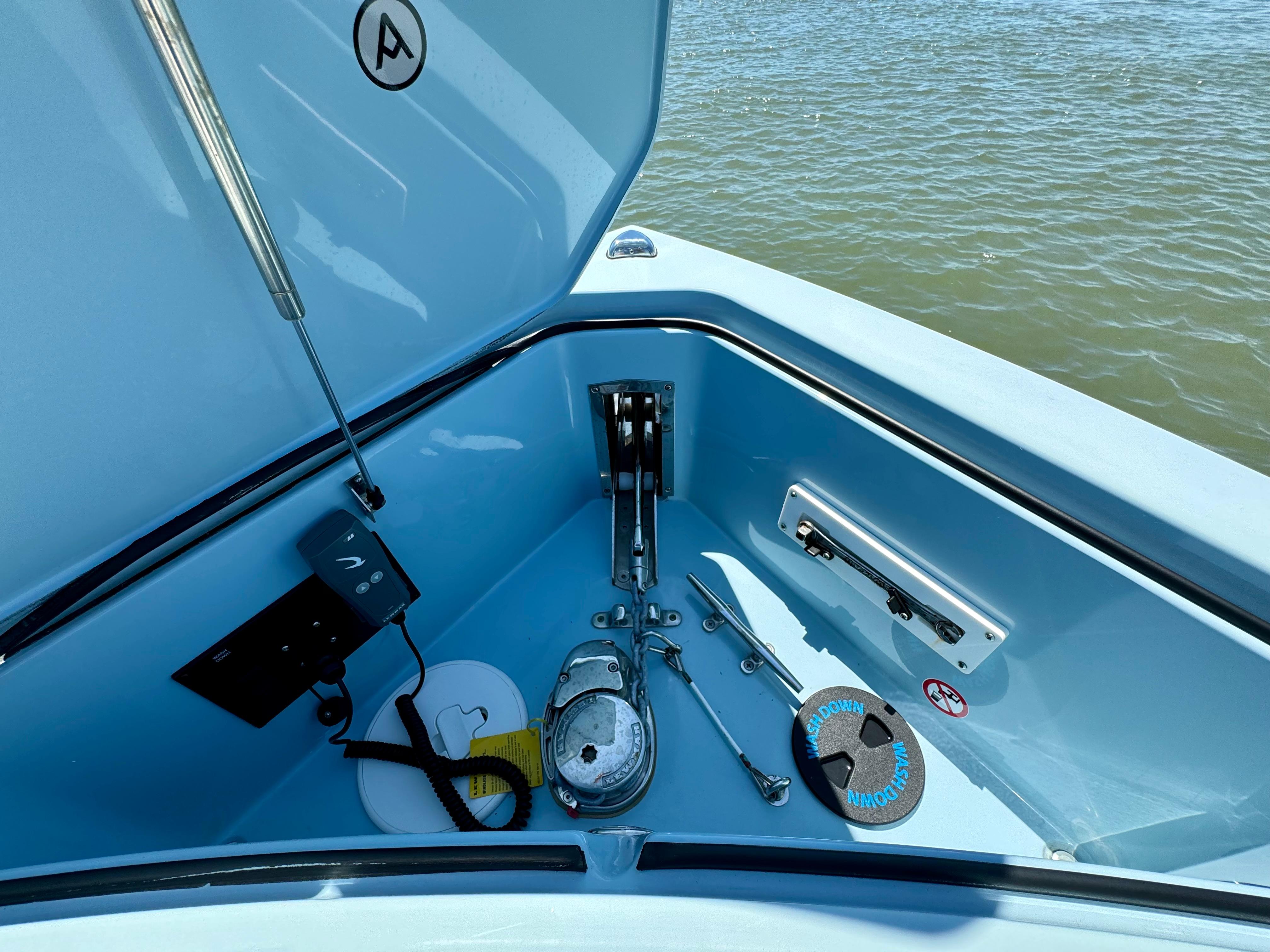 Aviara-AV32 OB 2021 -FL-US-2021 Aviara AV32 OB boat anchor compartment with equipment.-9443715 | Thumbnail