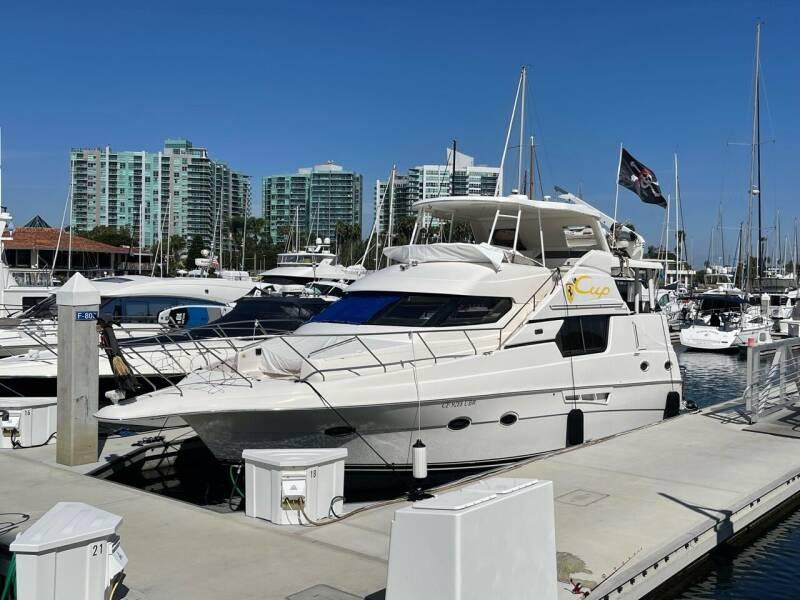 2000 Silverton 453 Motor Yacht