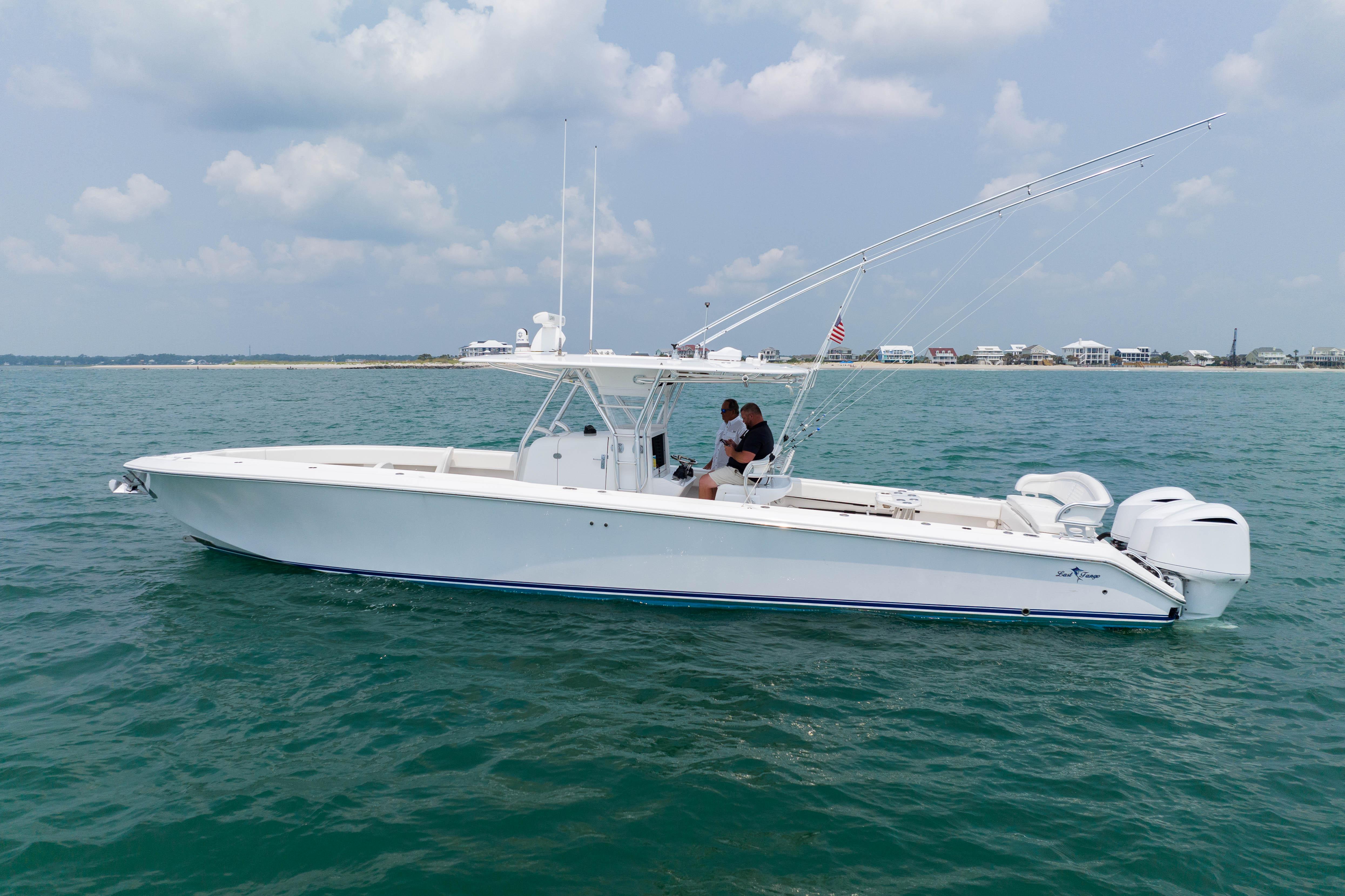 2016 Bahama 41 center console