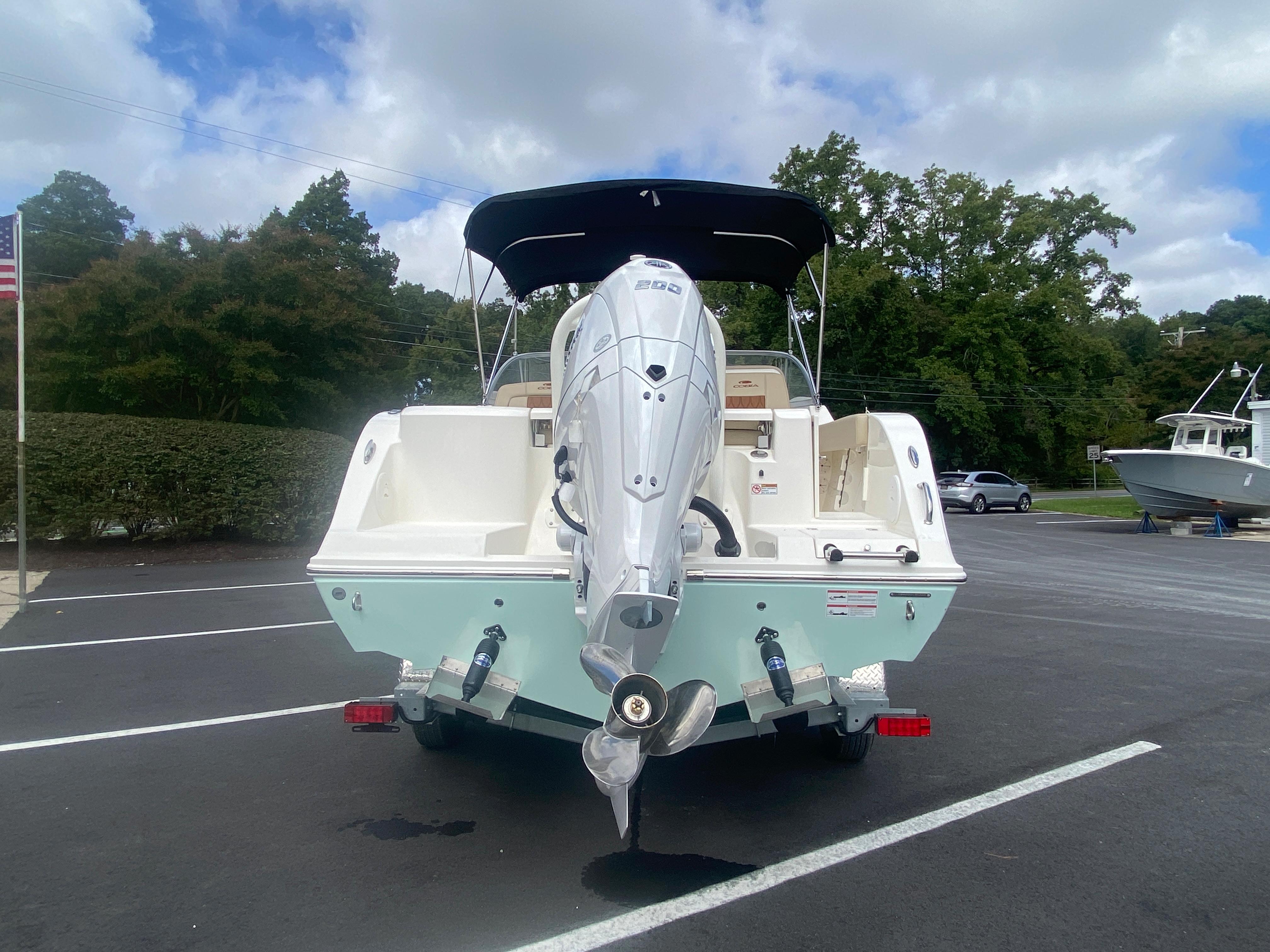 2024 Cobia 220 Dual Console-8