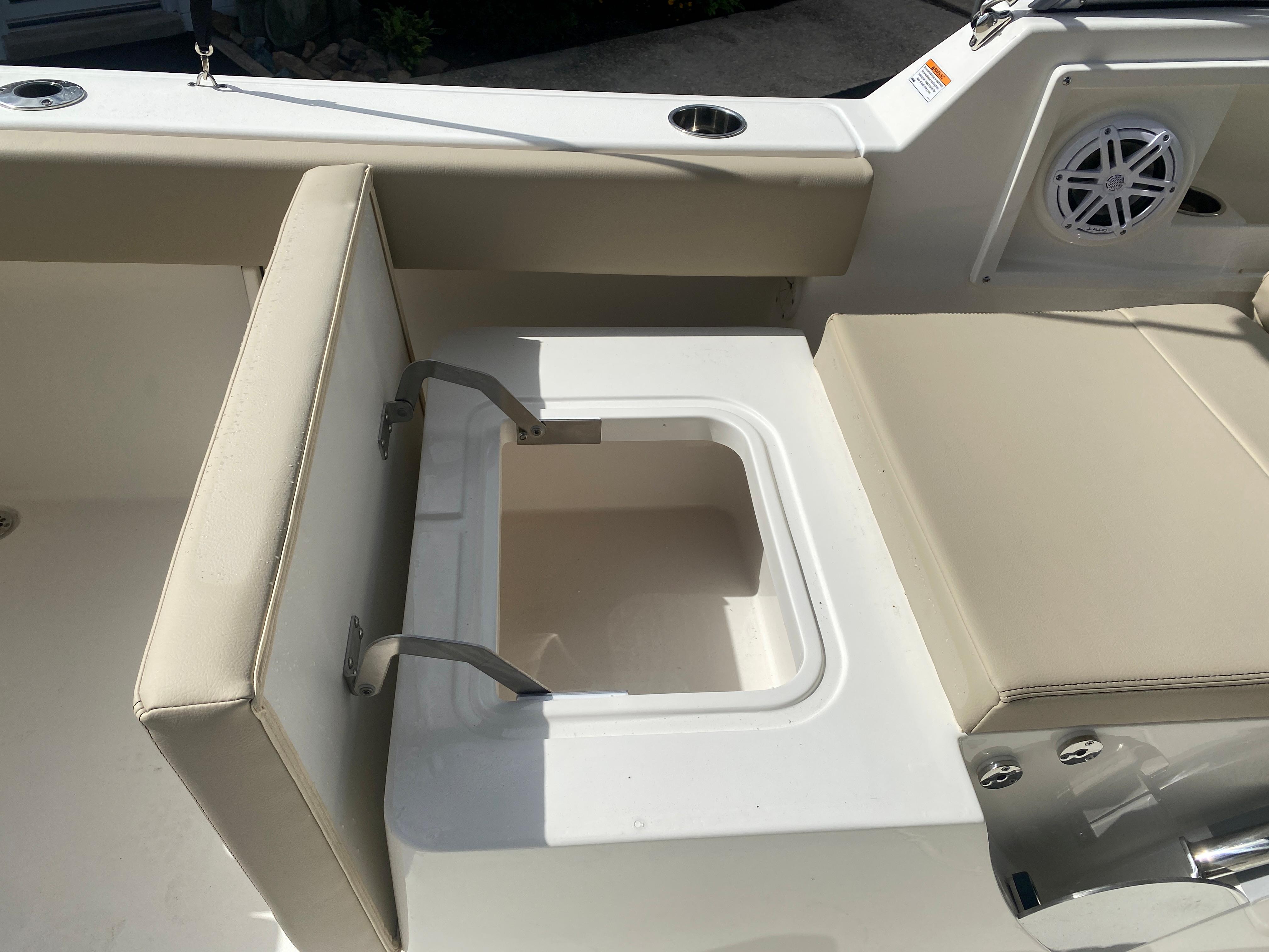 2024 Cobia 220 Dual Console-49