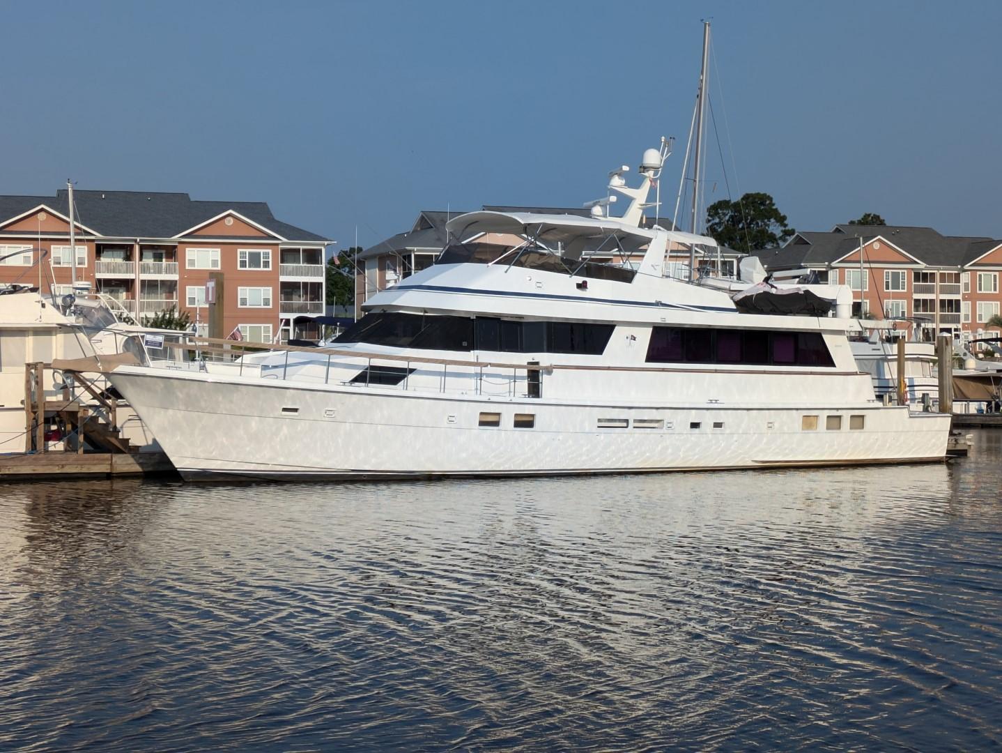 1989 Hatteras Cockpit Motoryacht