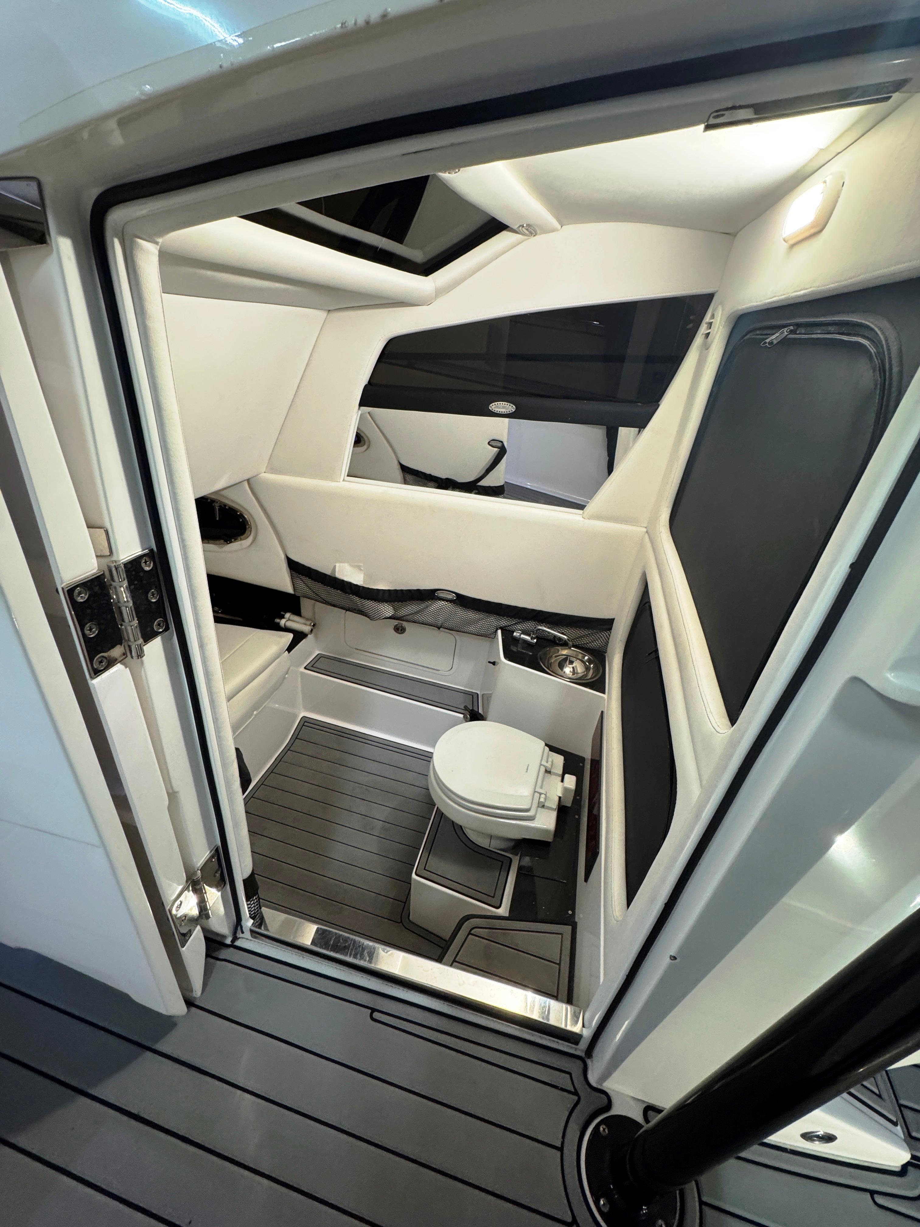 2020-nor-tech-390-sport-center-console-power-9793726-20250514093530822-1_XLARGE