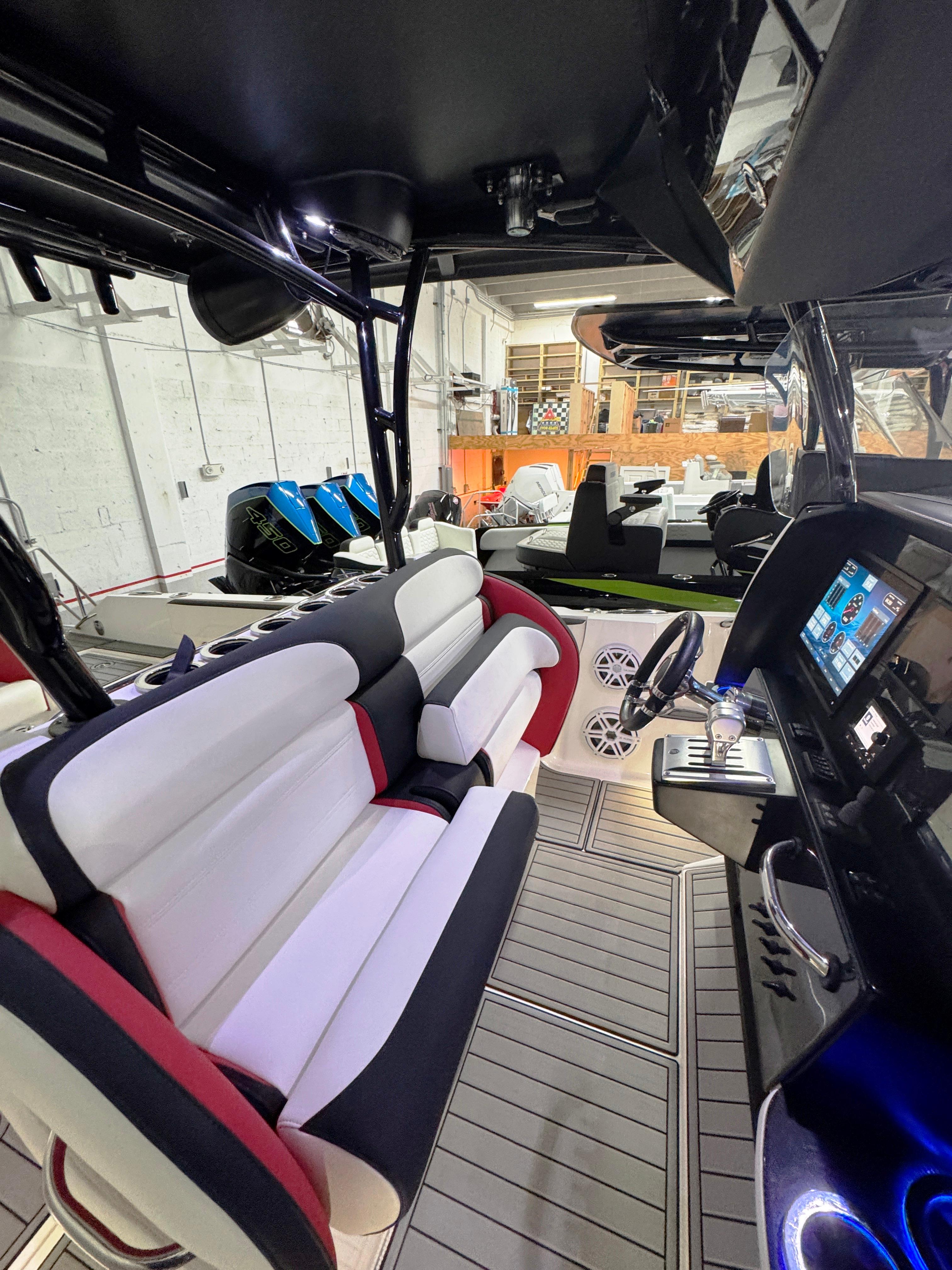 2020-nor-tech-390-sport-center-console-power-9793726-20250514093614030-1_XLARGE
