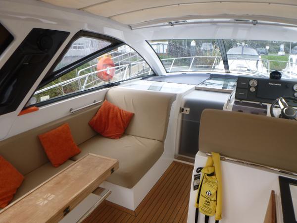 Sealine SC35