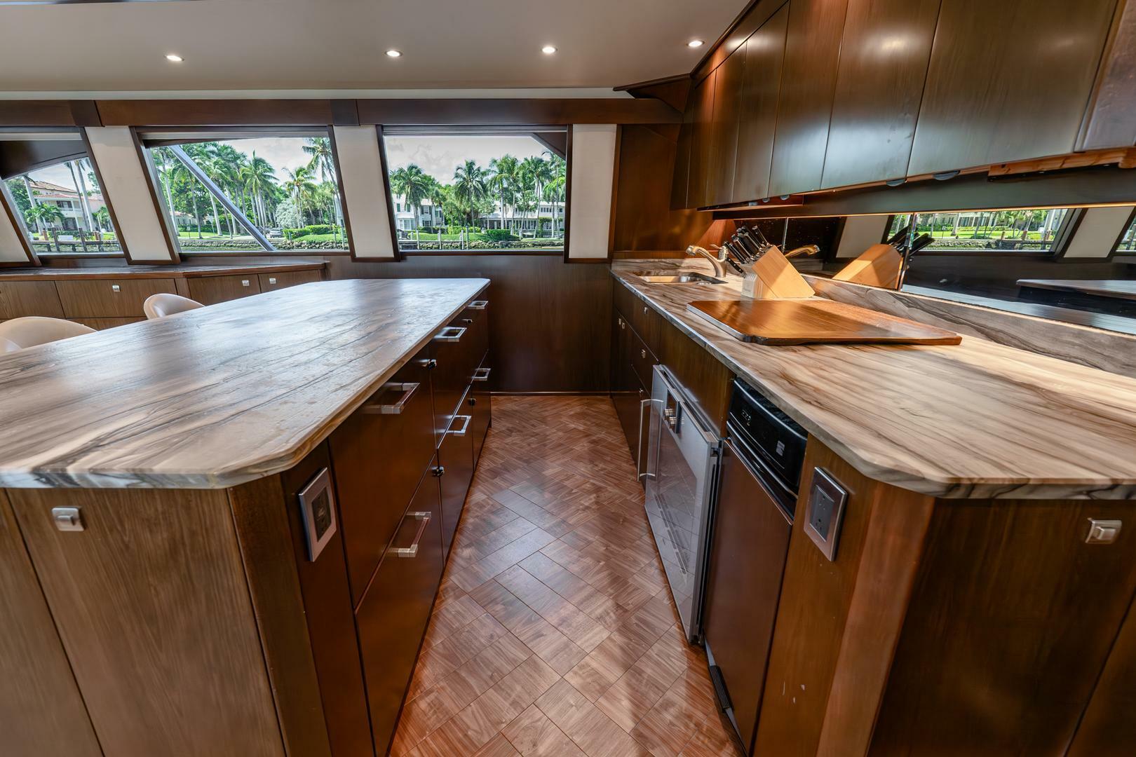 2015-viking-76-convertible-power-9793733-20250514094600153-1_XLARGE