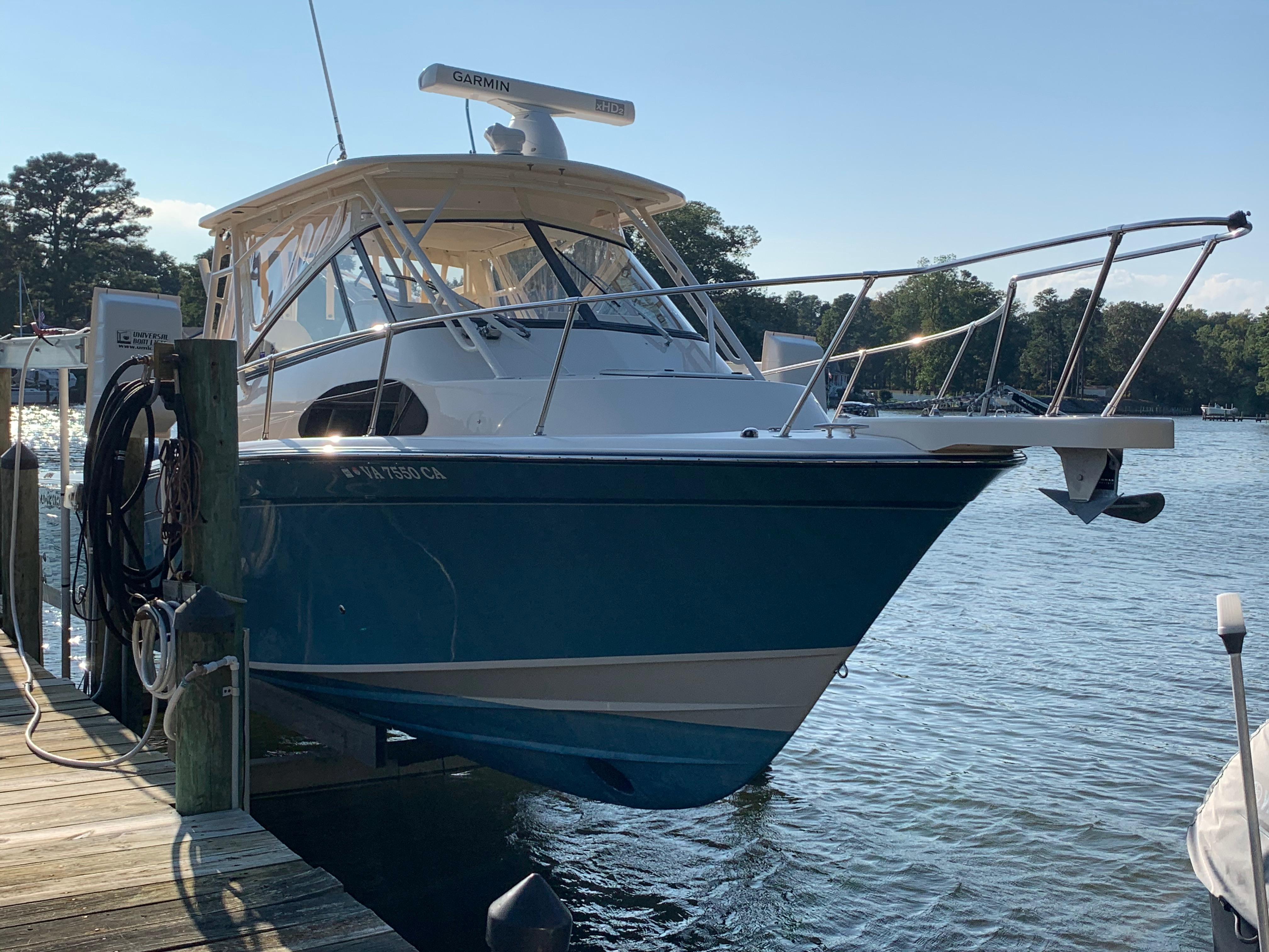 31 GradyWhite Marlin 300 2018 HMY Yachts