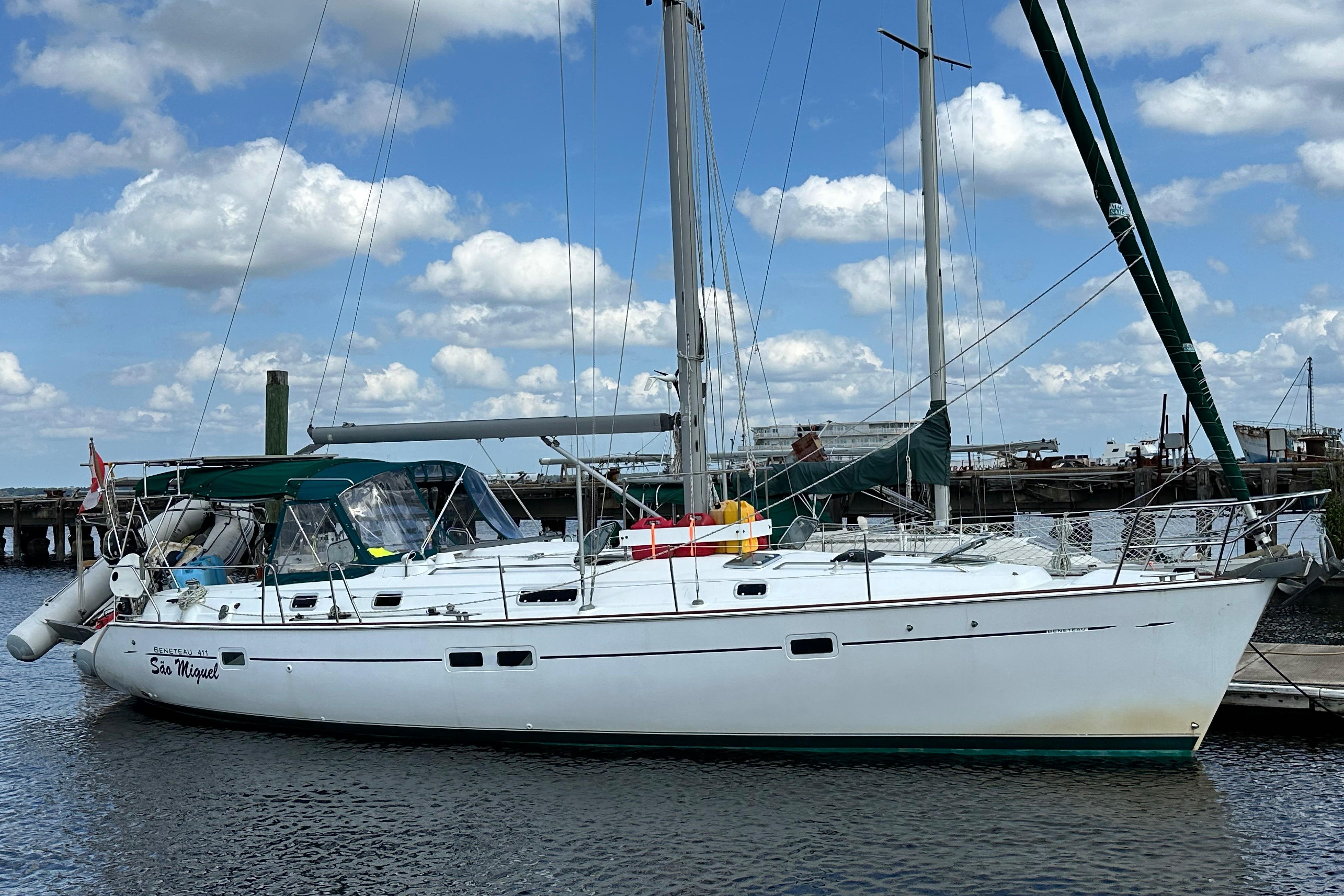 40' Beneteau 2000