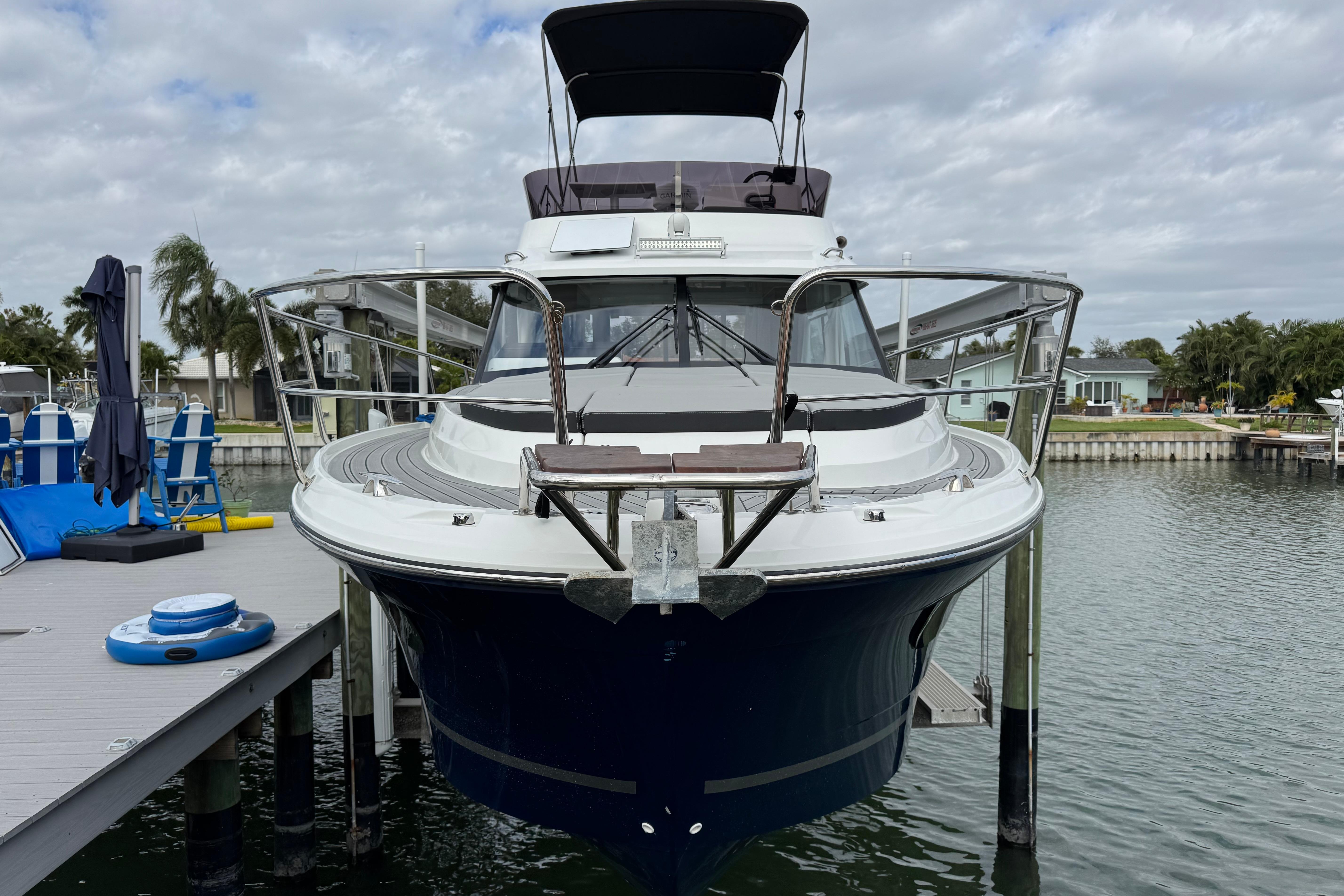 2022 Jeanneau NC Weekender 1095-2