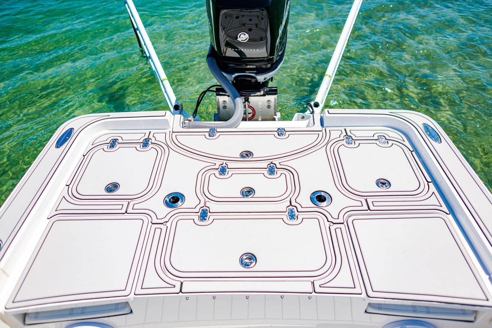 2023-contender-25-bay-power-9763736-20250418091730629-1_XLARGE