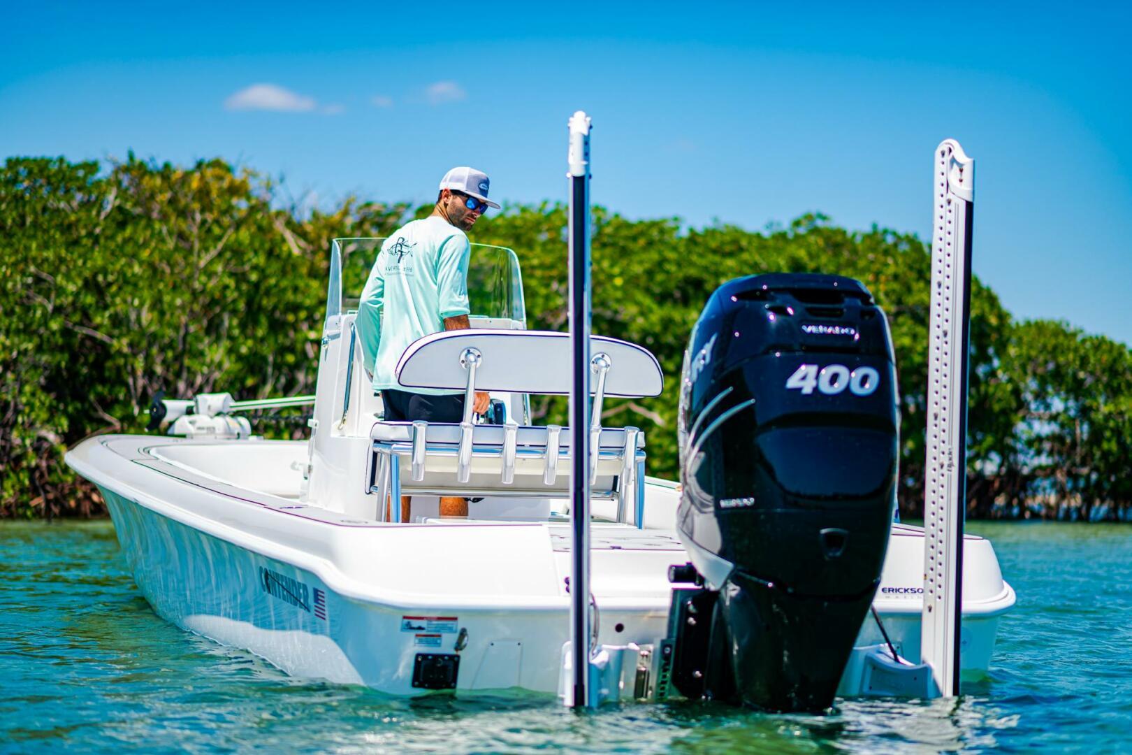 2023-contender-25-bay-power-9763736-20250418091739407-1_XLARGE