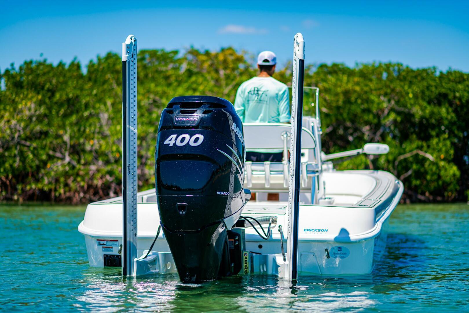 2023-contender-25-bay-power-9763736-20250418091741277-1_XLARGE