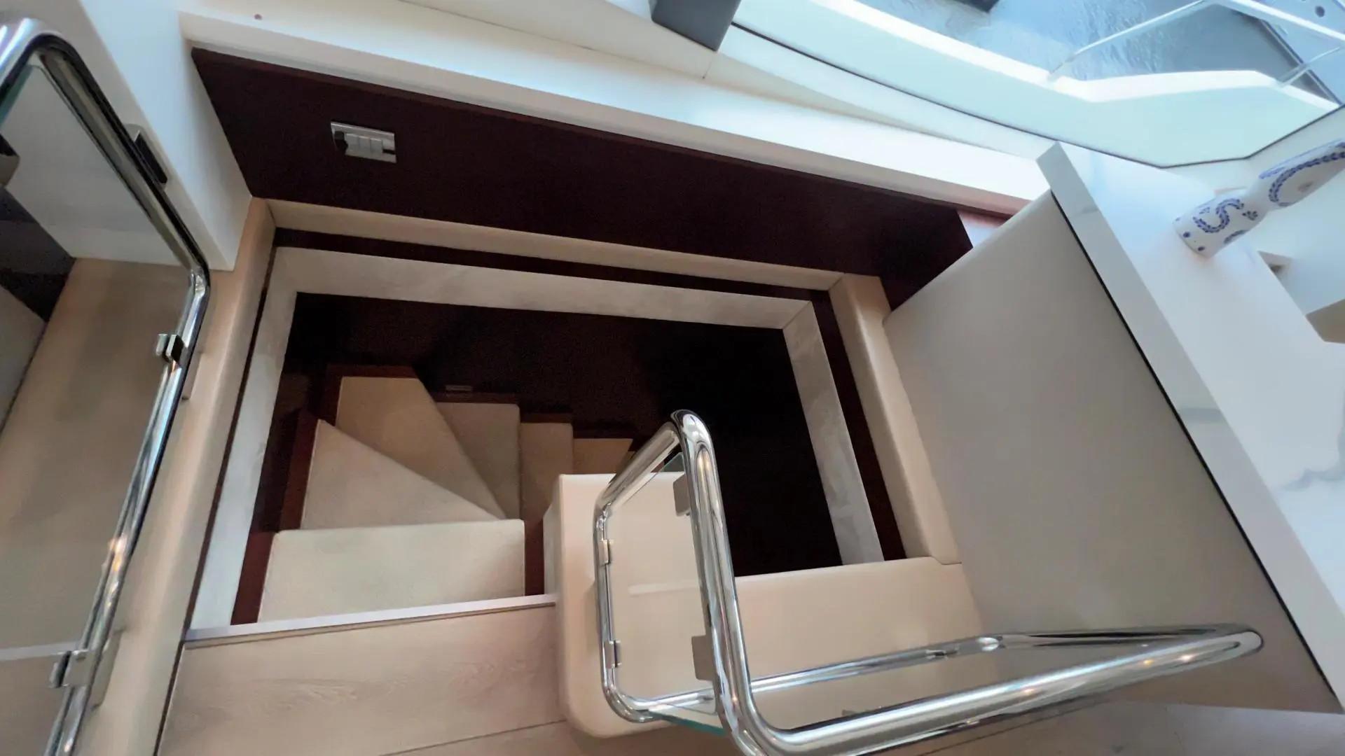 2010 Azimut 95