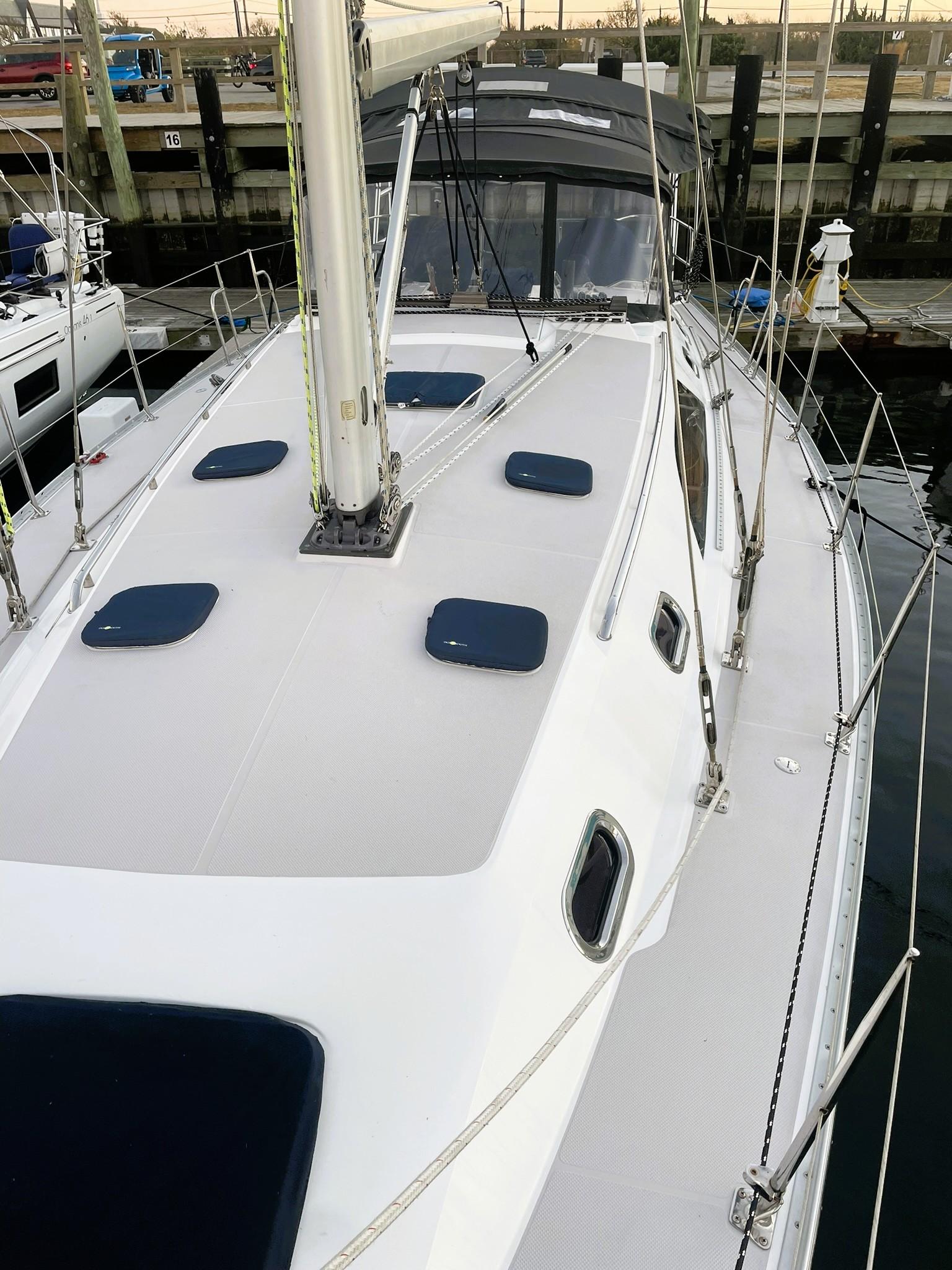 Newport RI Yacht Brokerage