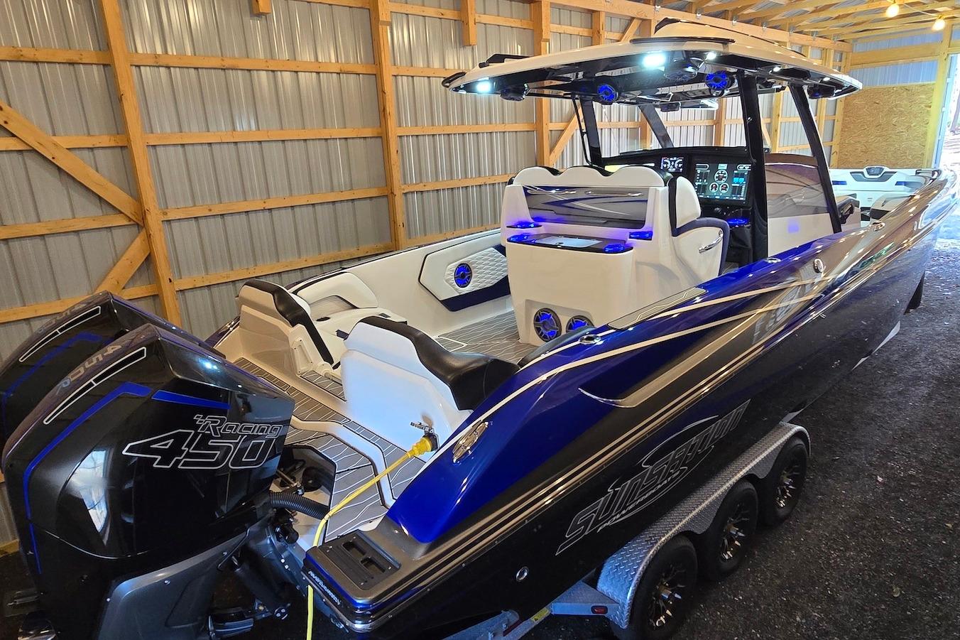 M 10541 BW Knot 10 Yacht Sales M 10541 BW Knot 10 Yacht Sales