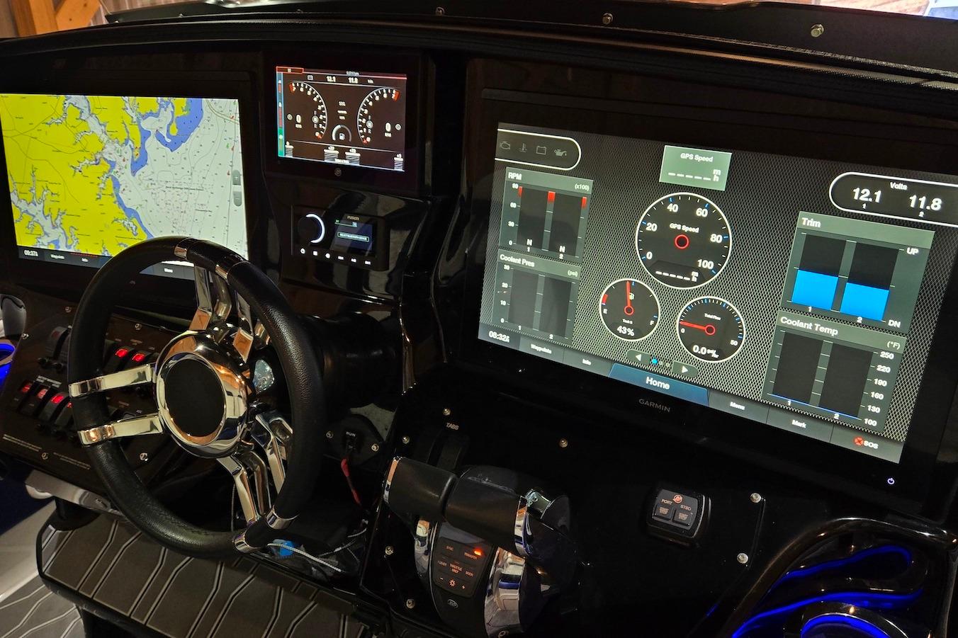 M 10541 BW Knot 10 Yacht Sales M 10541 BW Knot 10 Yacht Sales