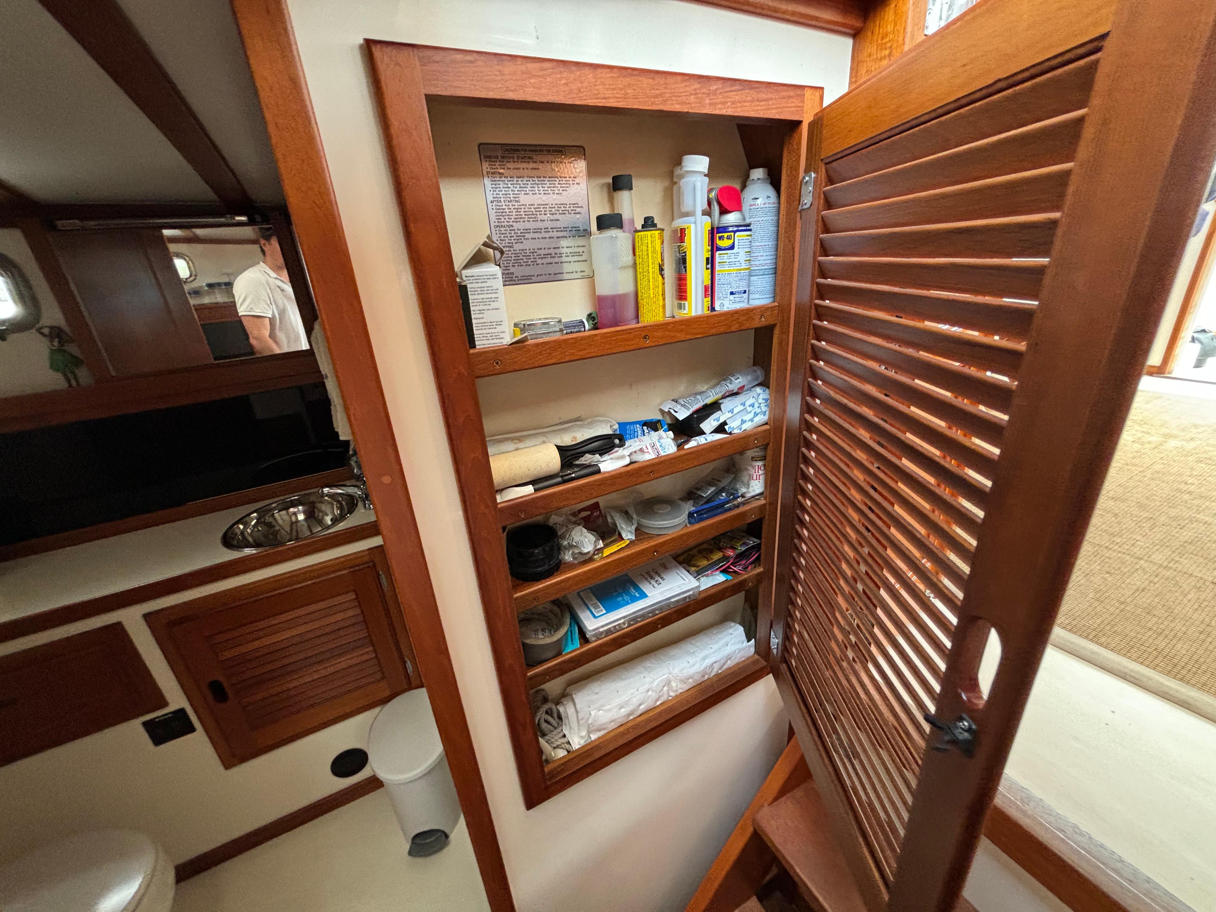 Ellis-36 Flybridge 2001-Gullywhumper ME-US-9753741 | Thumbnail