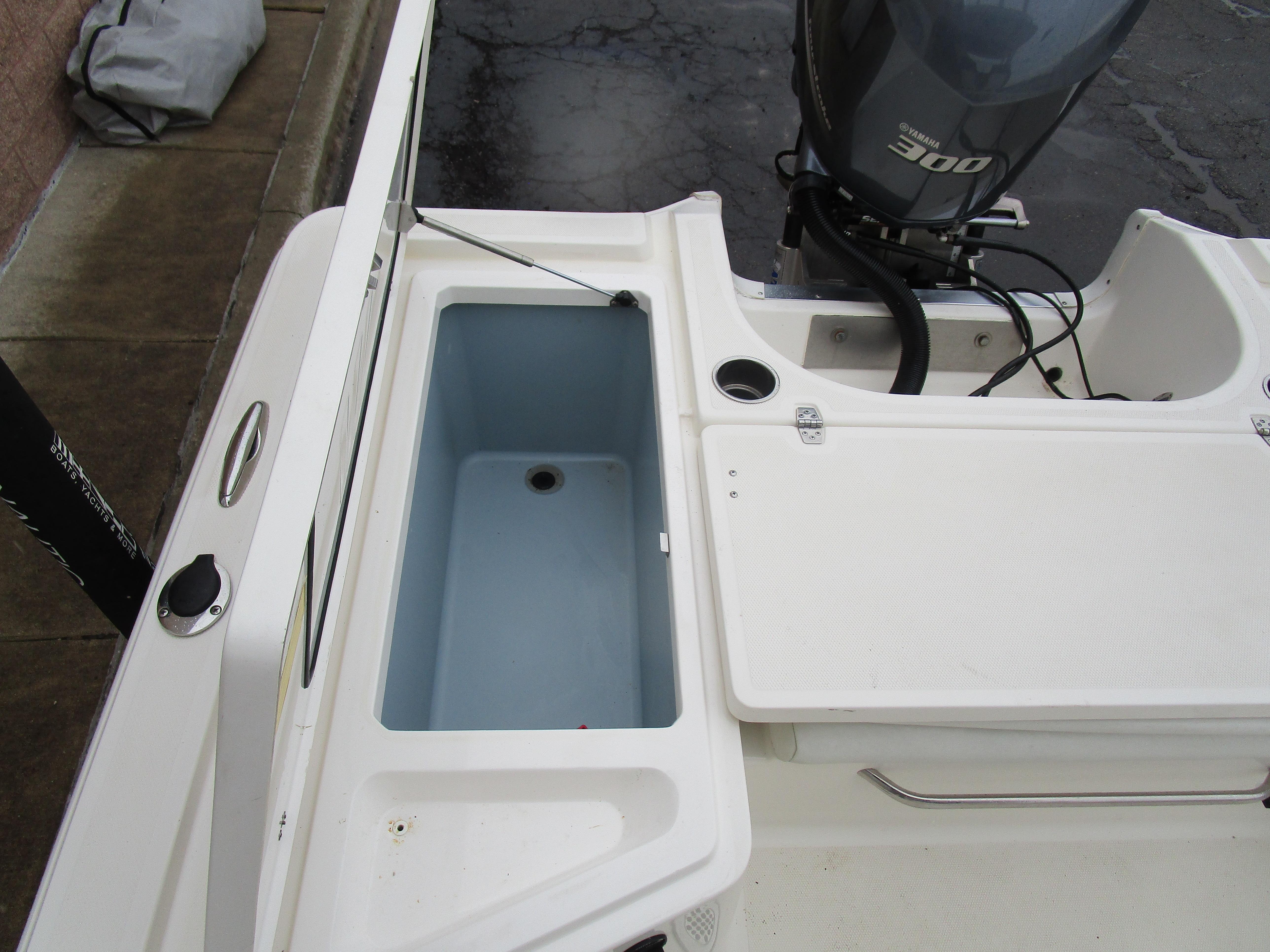 2017 Wellcraft 241 Bay Gallery