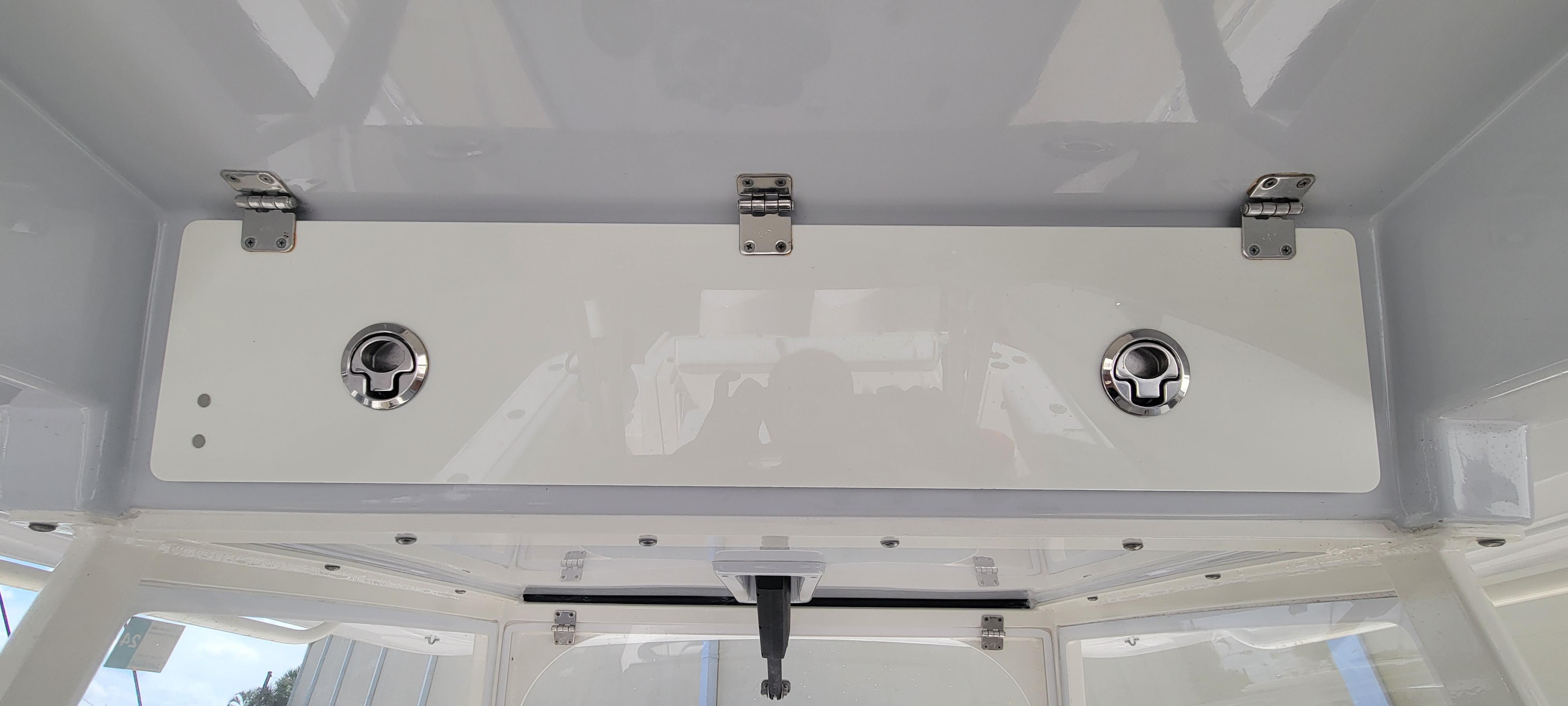 2020-cobia-320-center-console-power-9693705-20250225122839150-1_XLARGE