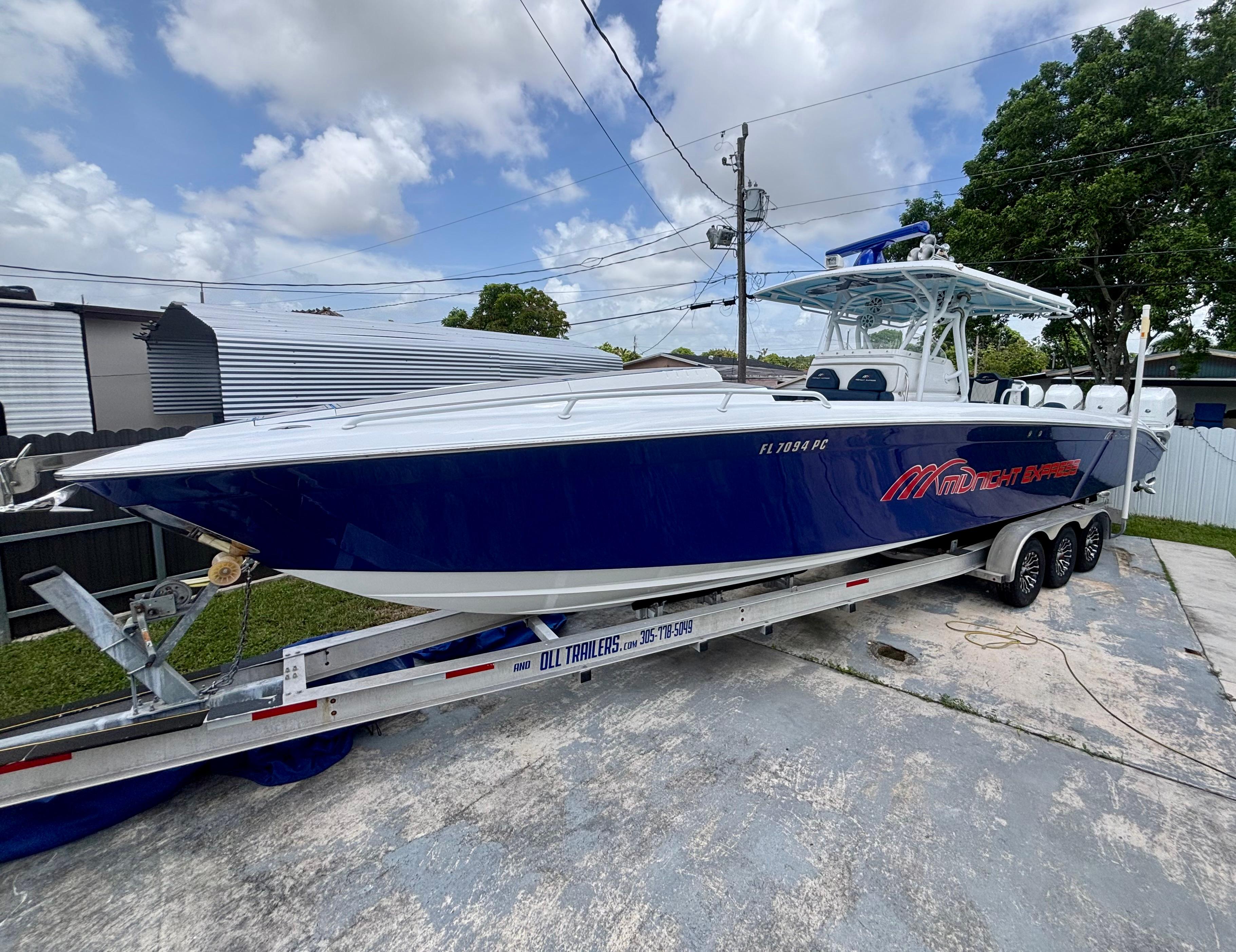 2007 Midnight Express