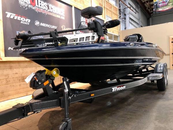 2021 Triton boat for sale, model of the boat is 189 TRX & Image # 17 of 17