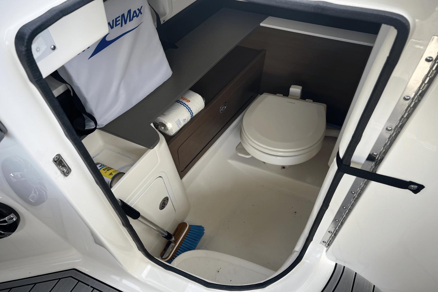 2020-sea-ray-290-sdx-outboard-power-9503752-967429414-0-230820241330-0