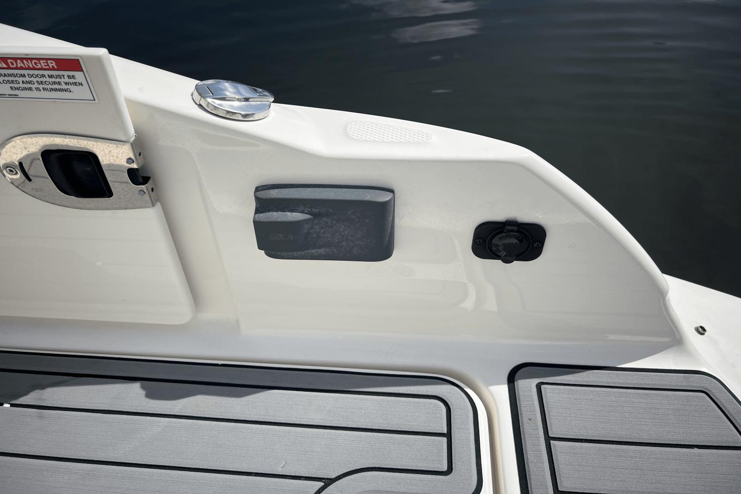 2020-sea-ray-290-sdx-outboard-power-9503752-967429542-0-230820241333-1